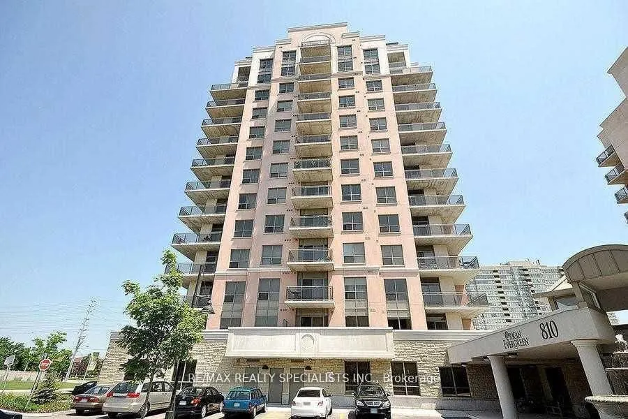 810 Scollard Court, #902