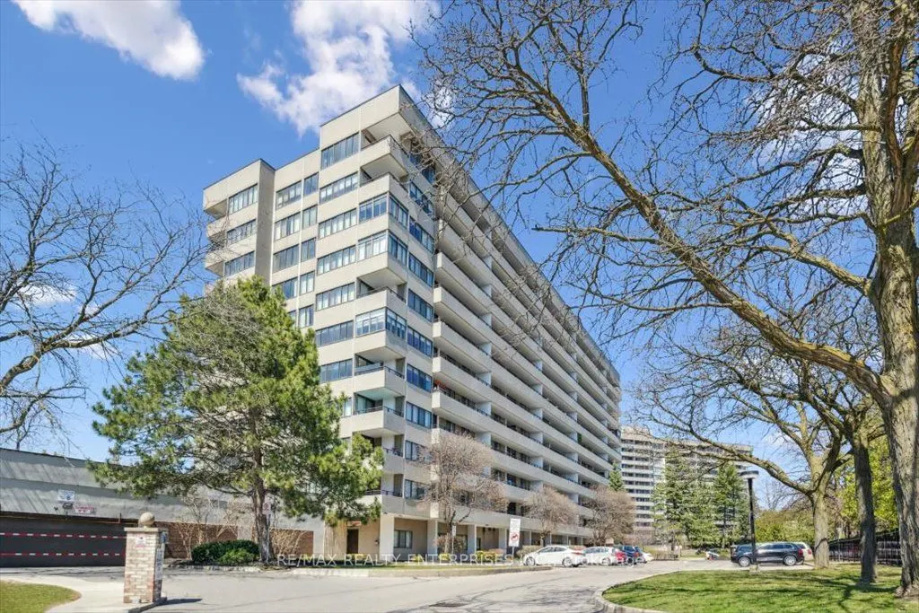 1320 Mississauga Valley Boulevard, #805