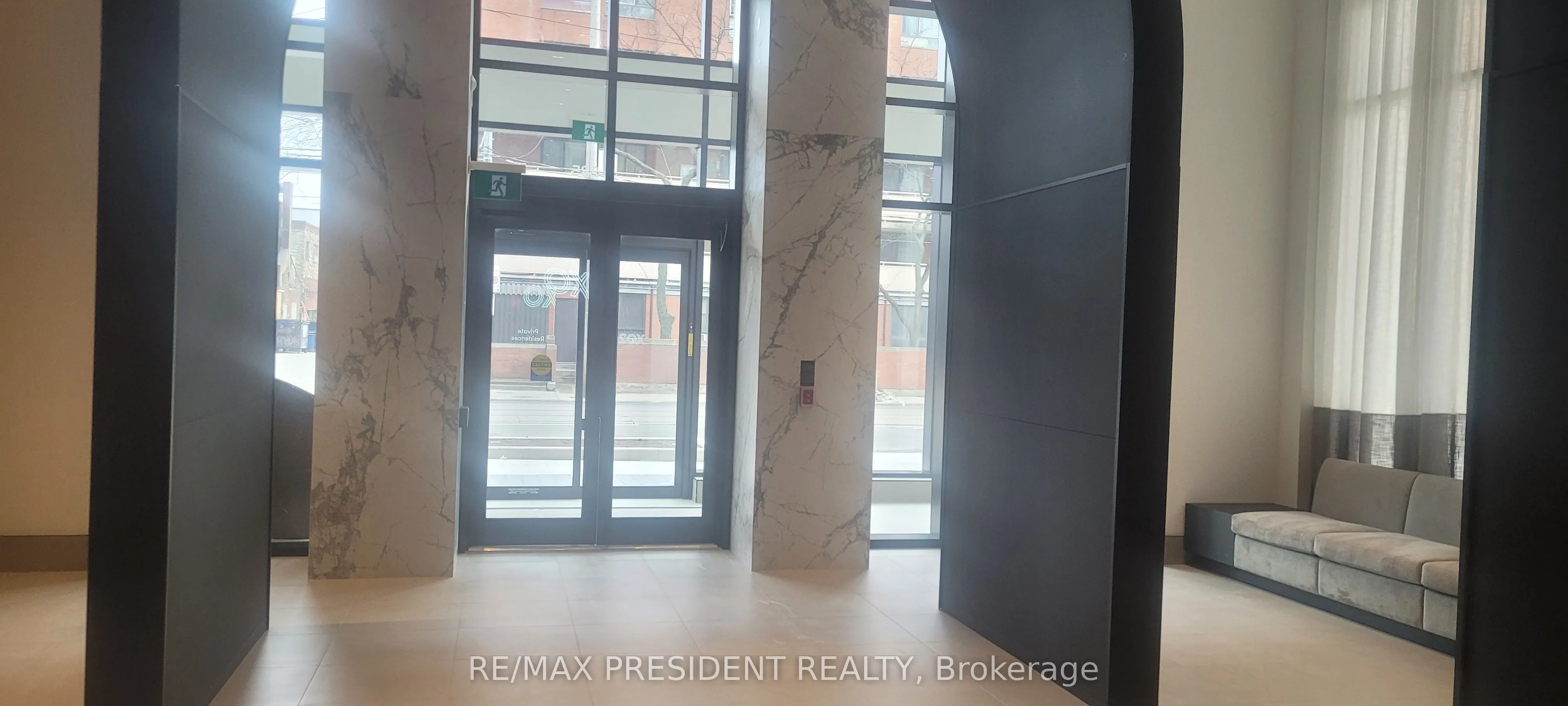 1182 King Street W, #321