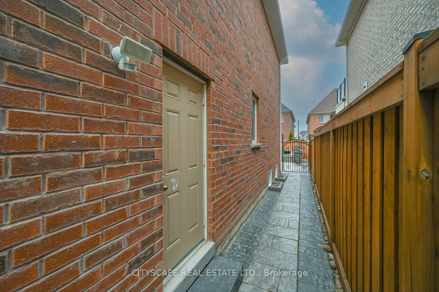 64 Burlwood Road