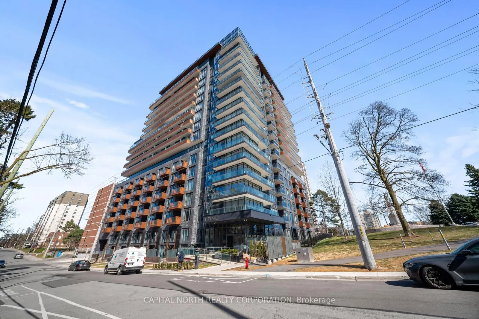 21 Park Street E, #306