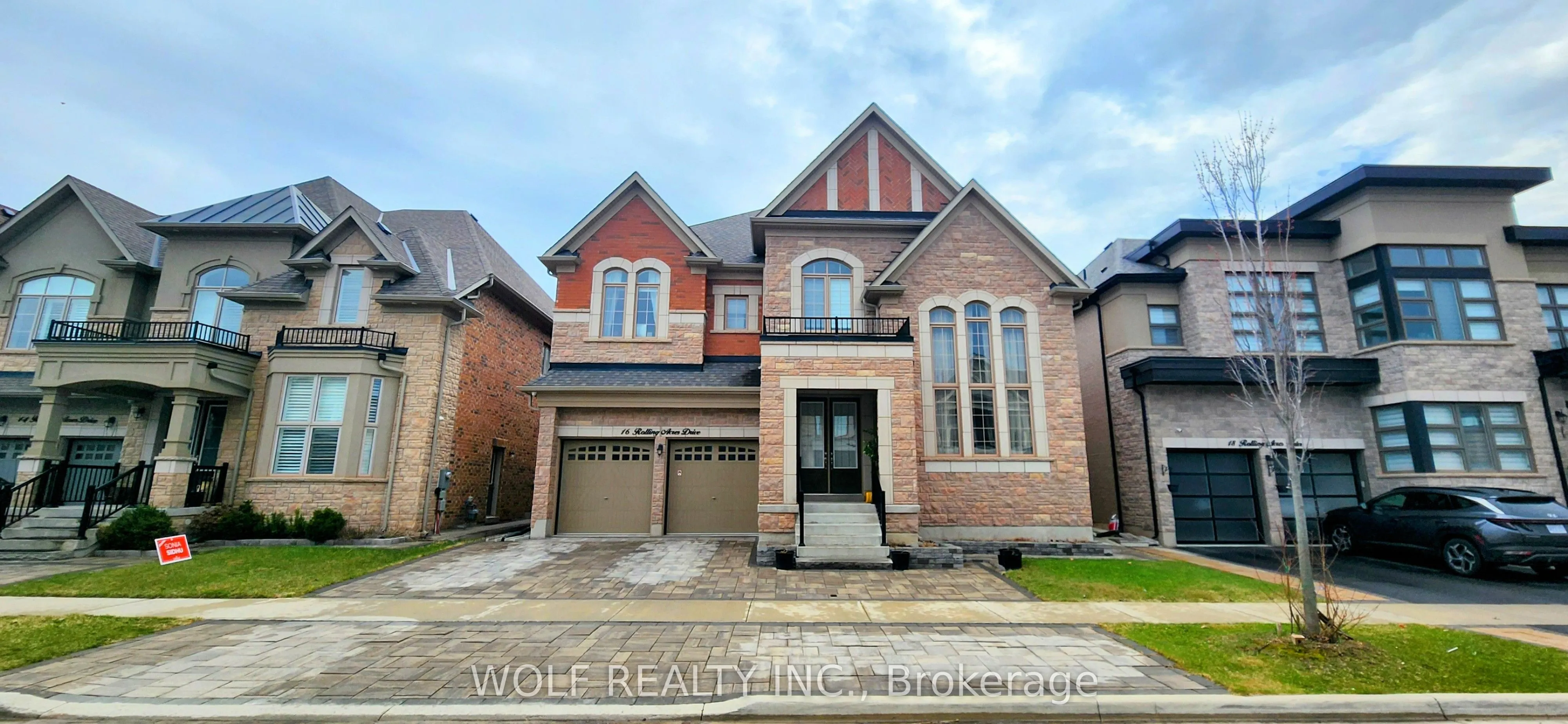 16 Rolling Acres Drive