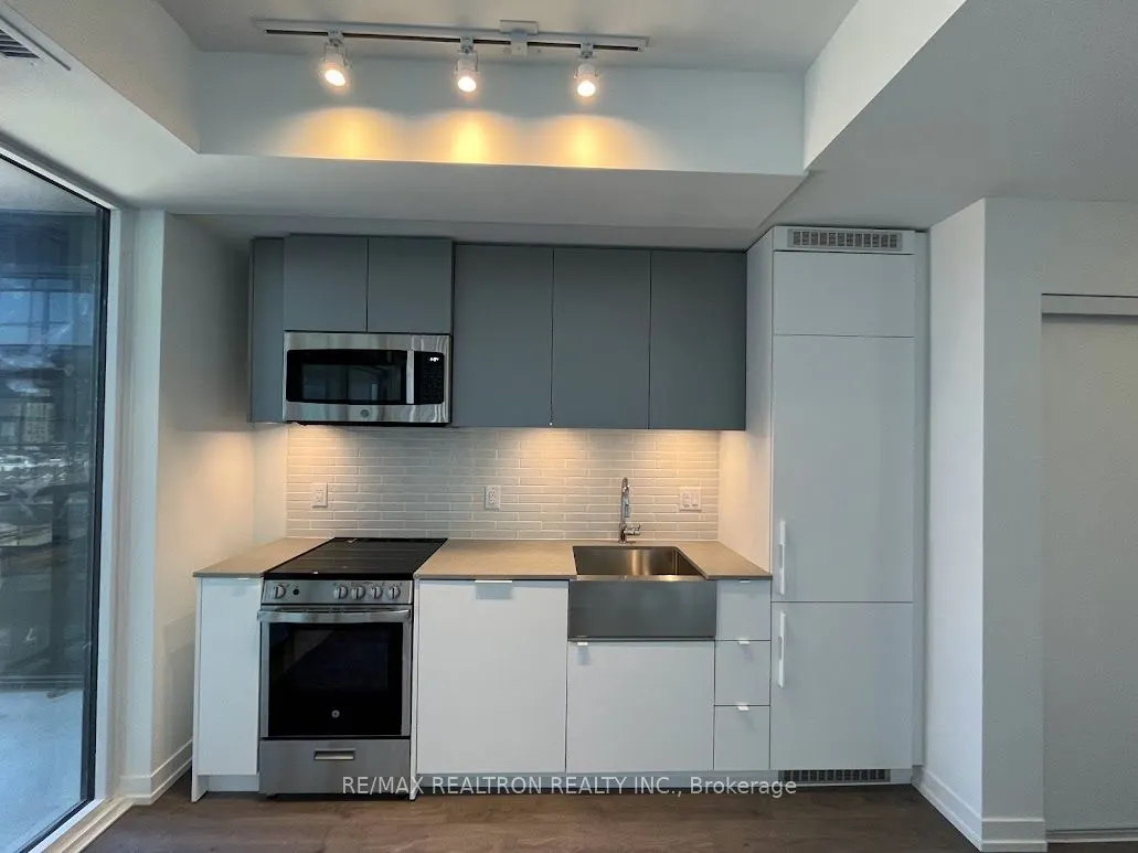 270 Dufferin Street, #602