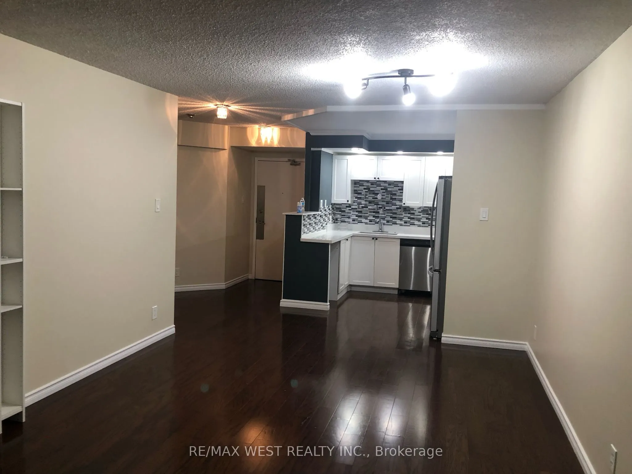 6 Humberline Drive #524
