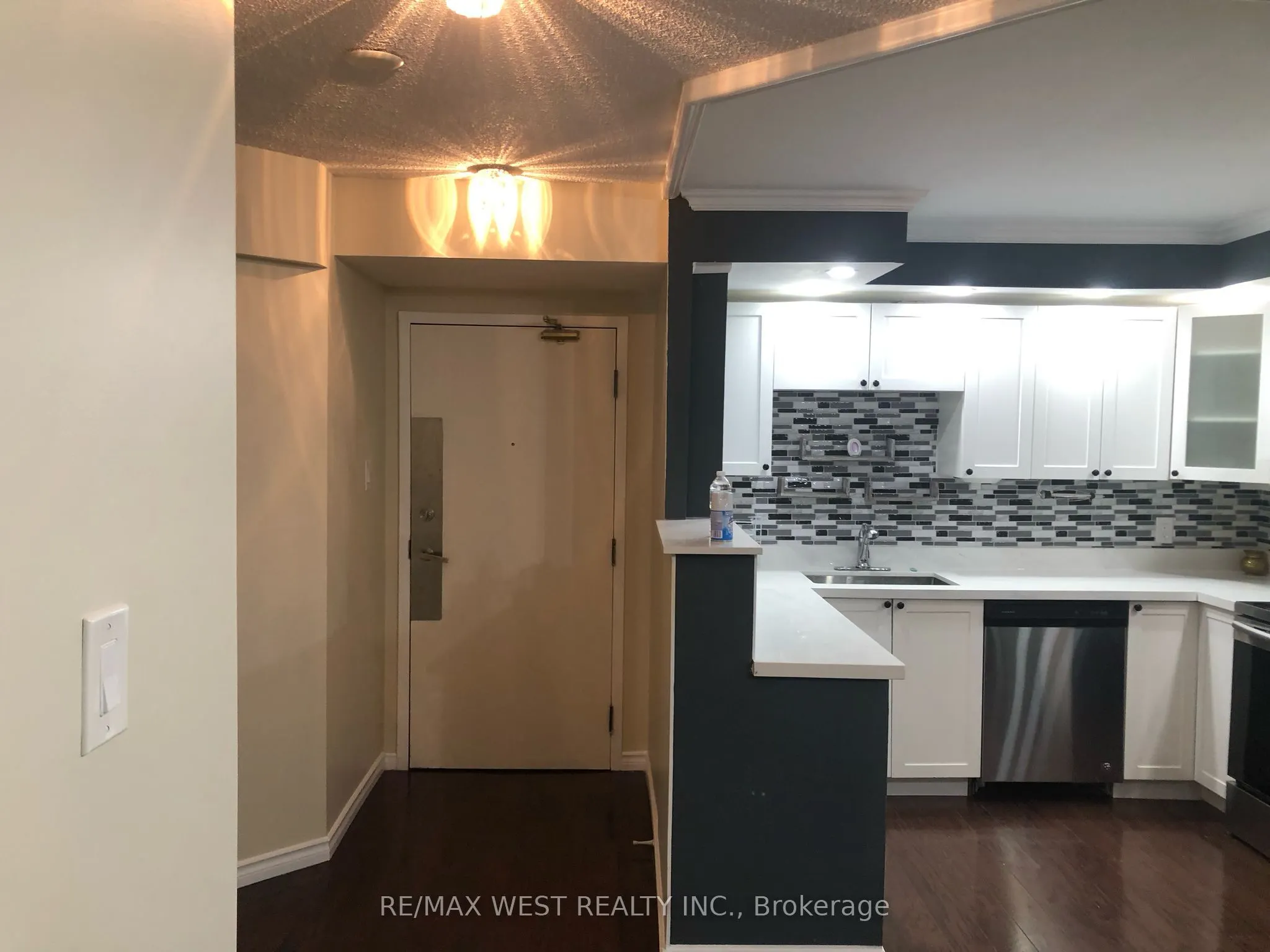 6 Humberline Drive #524