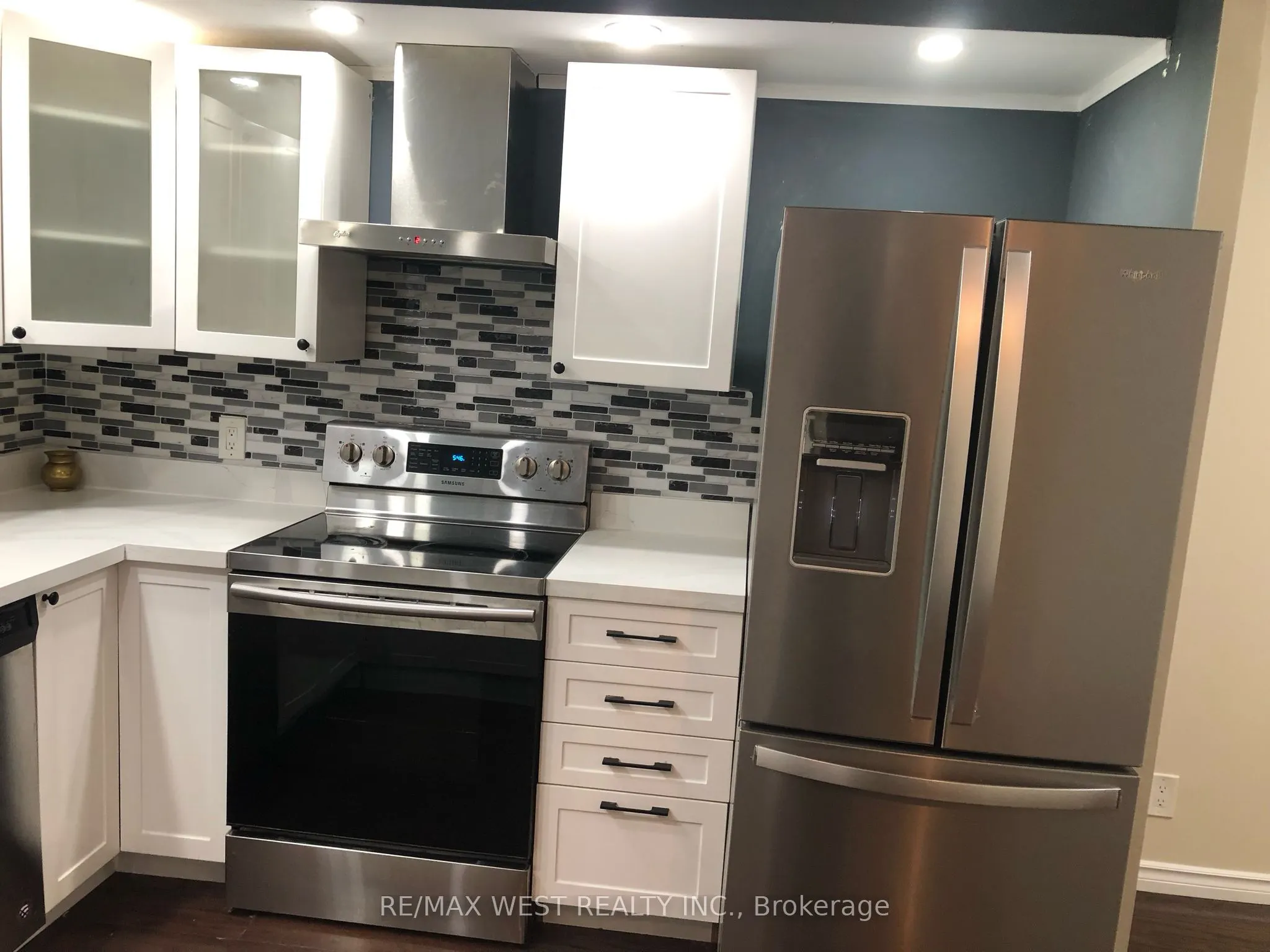6 Humberline Drive #524