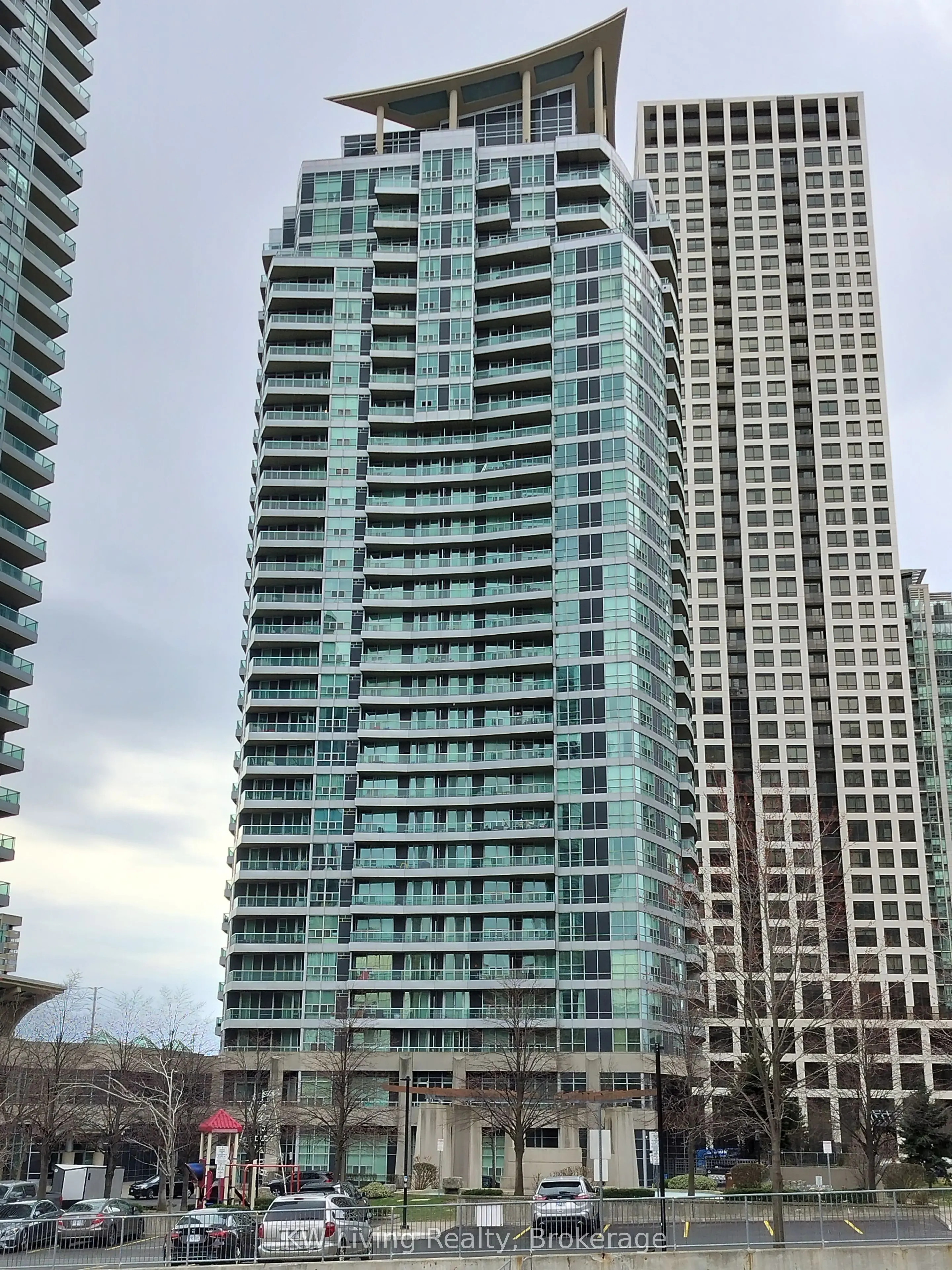 33 Elm Drive W, #2407