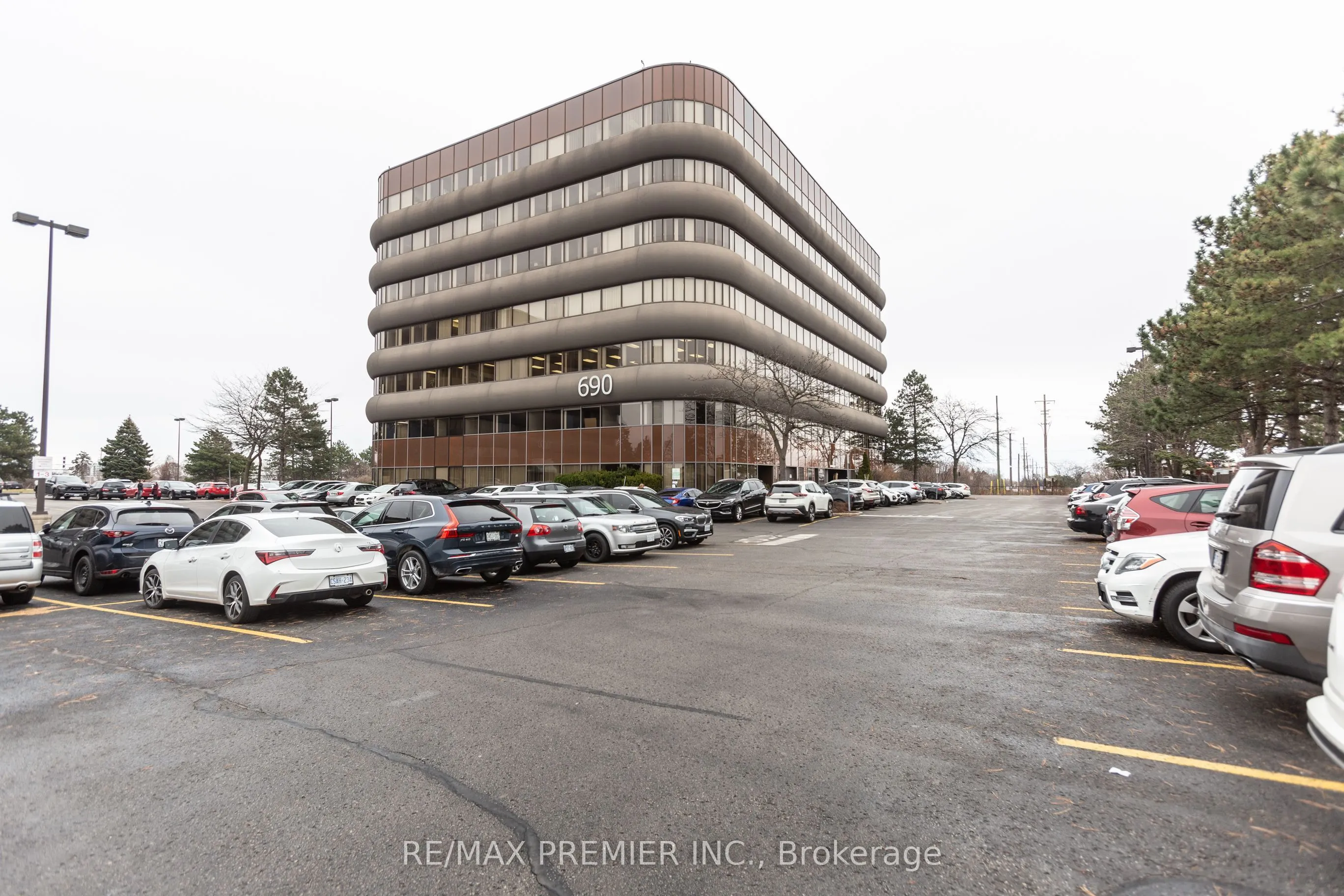 690 Dorval Drive, #200-43