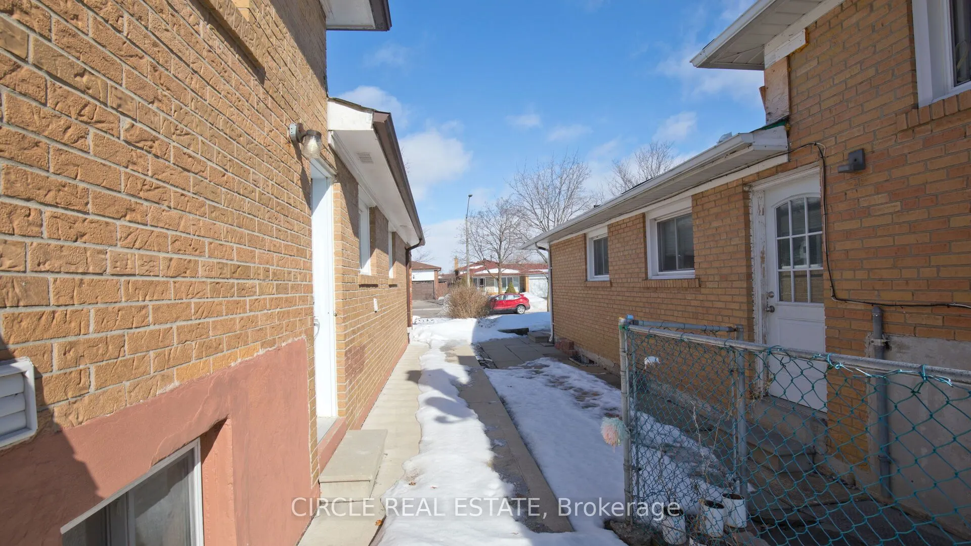 3764 Wyewood Road