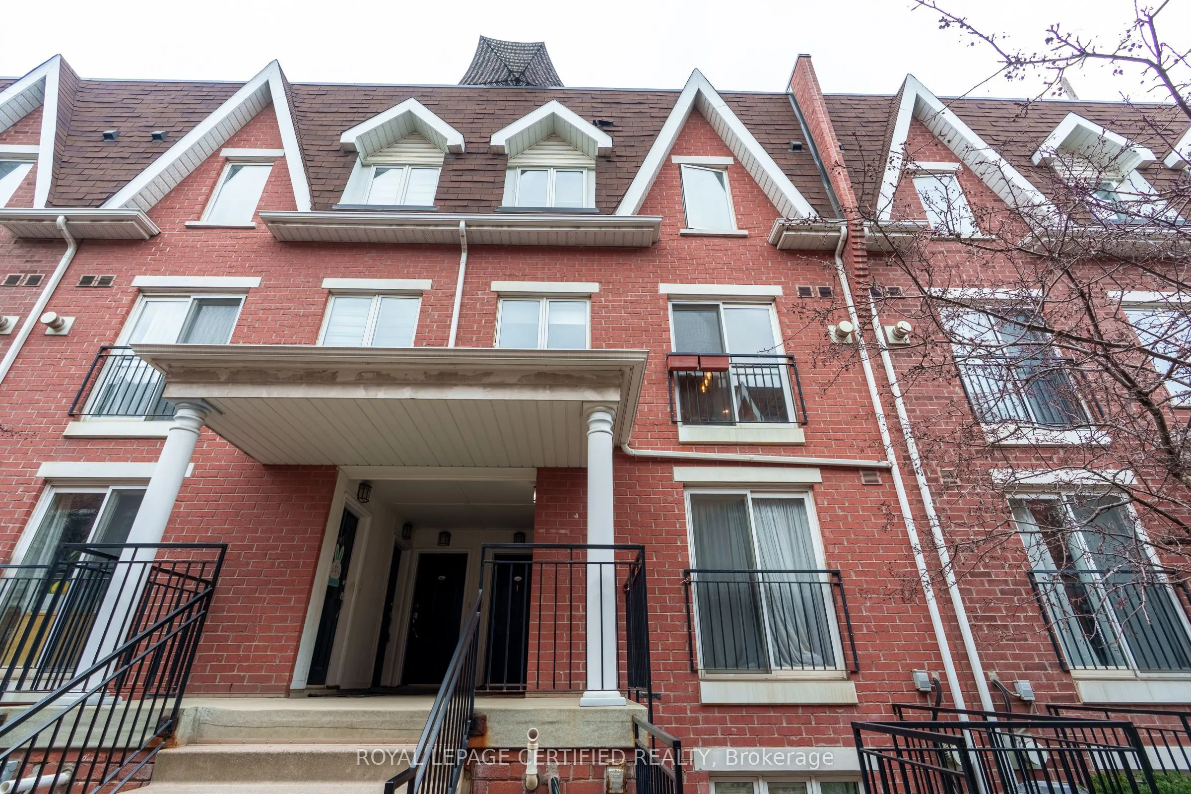 22 Laidlaw Street, #1222