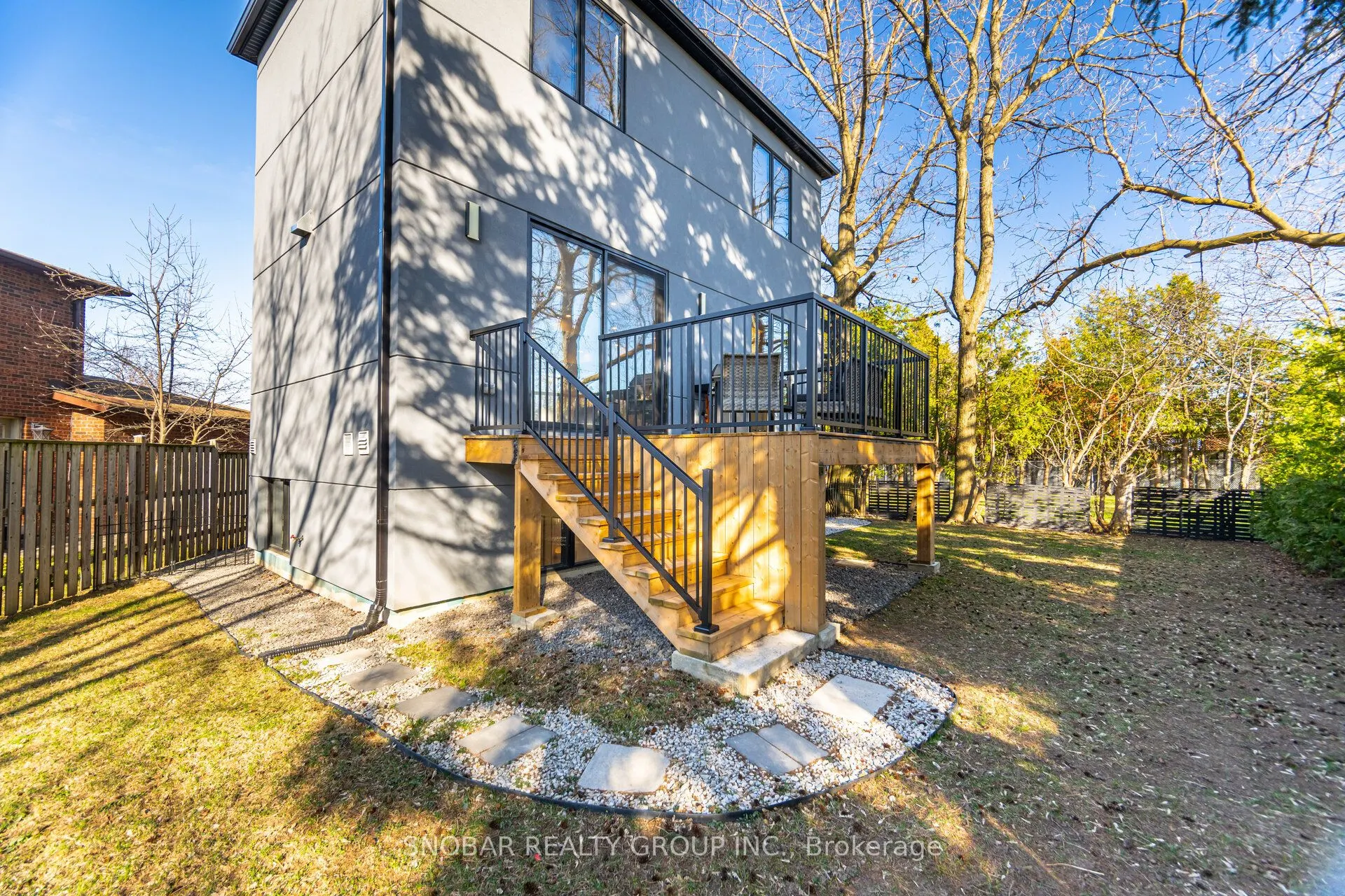 720 Hillman Crescent