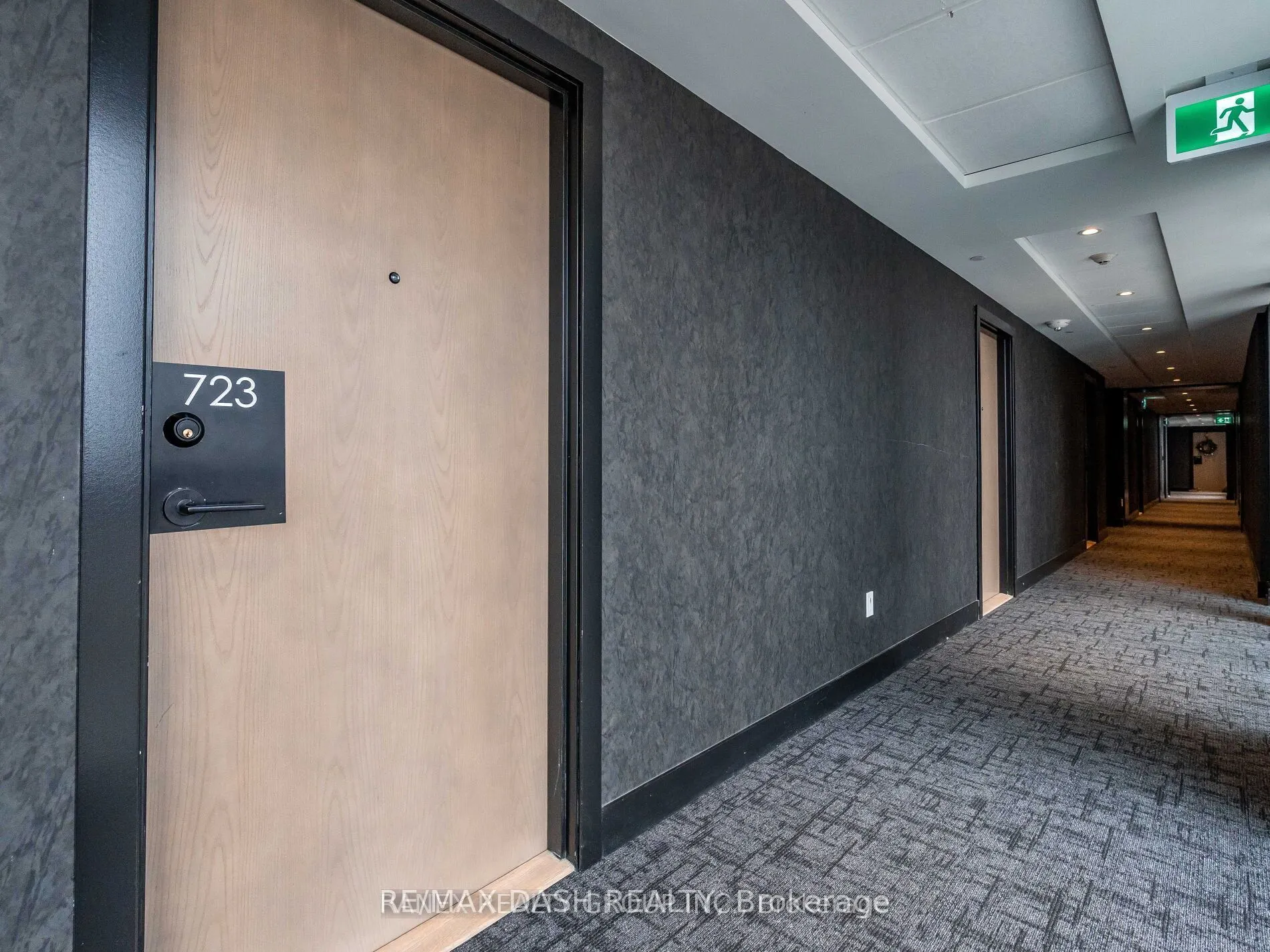 2300 St Clair Avenue W #723