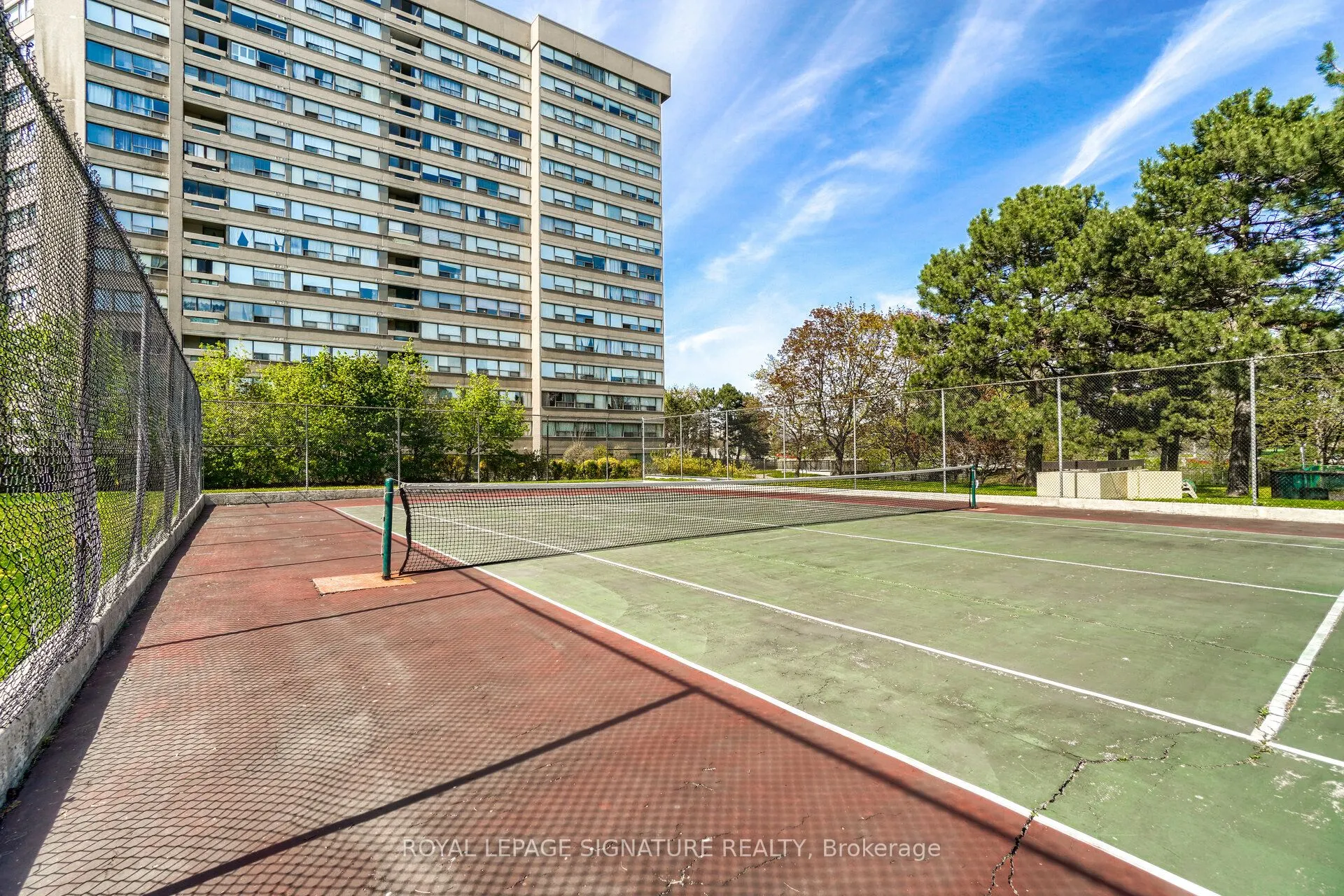 451 The West Mall Drive, #1212