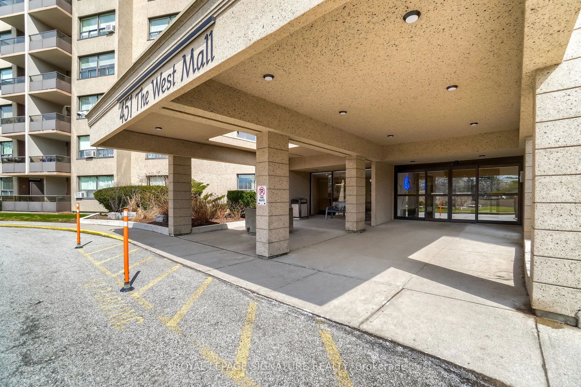 451 The West Mall Drive, #1212