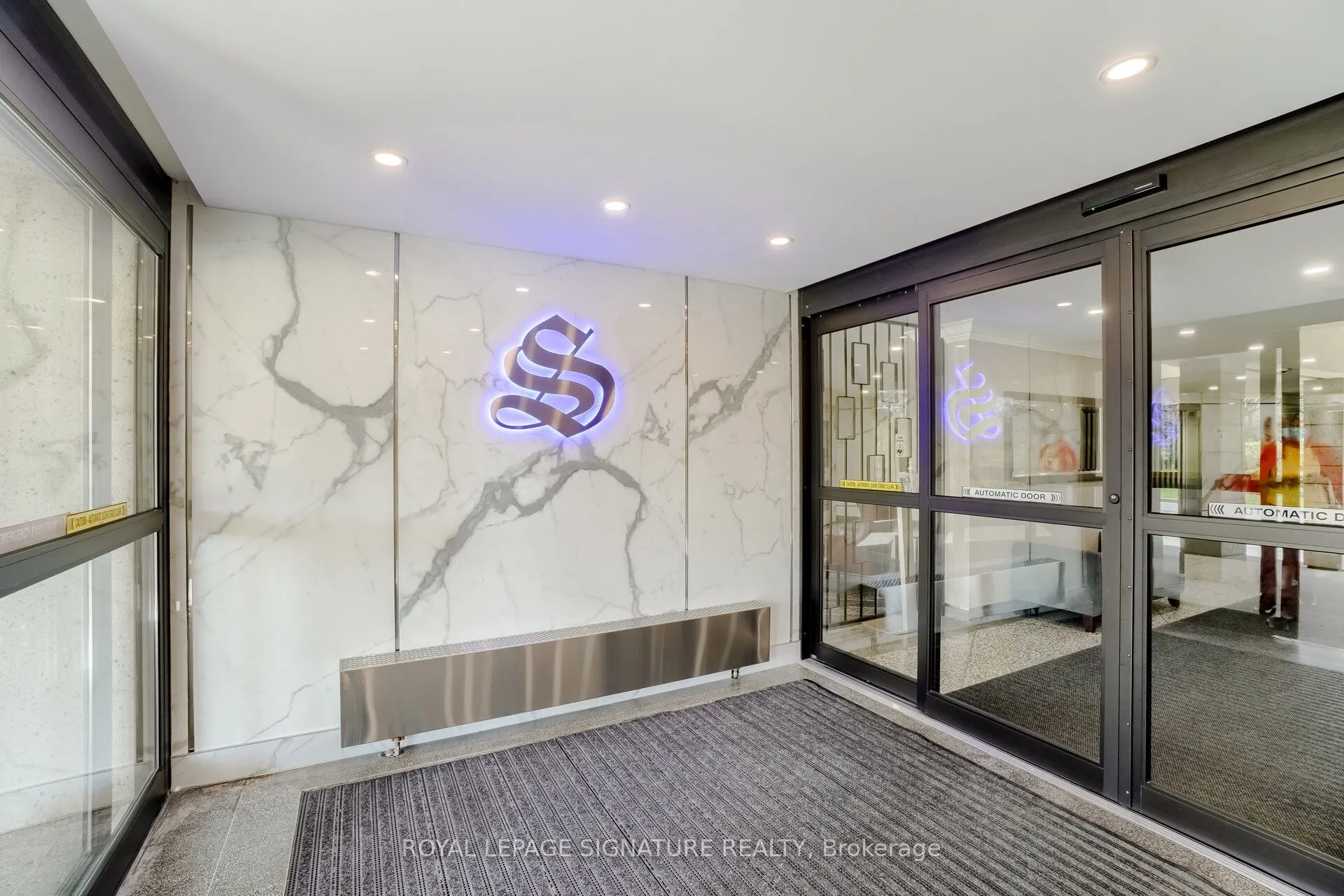 451 The West Mall Drive, #1212