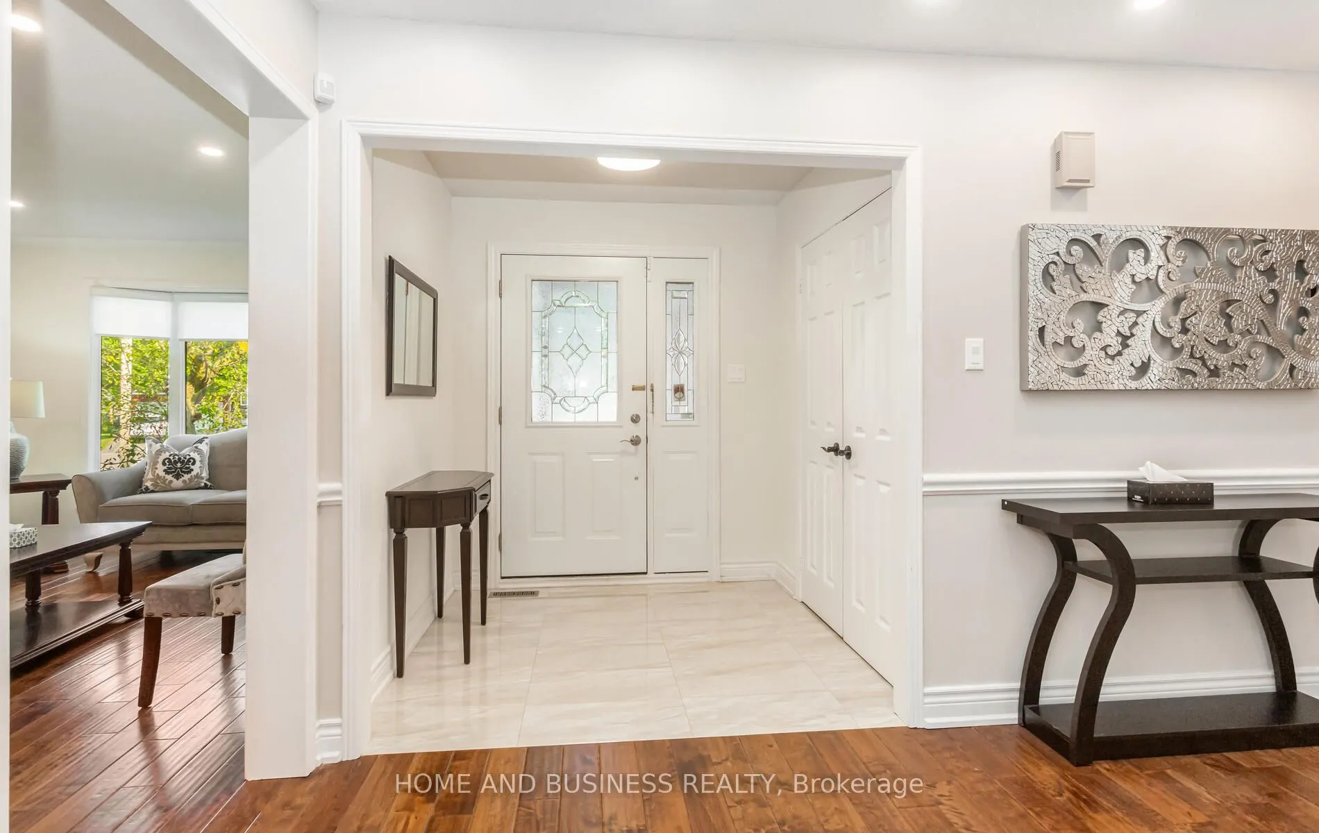 2035 Jacamar Court
