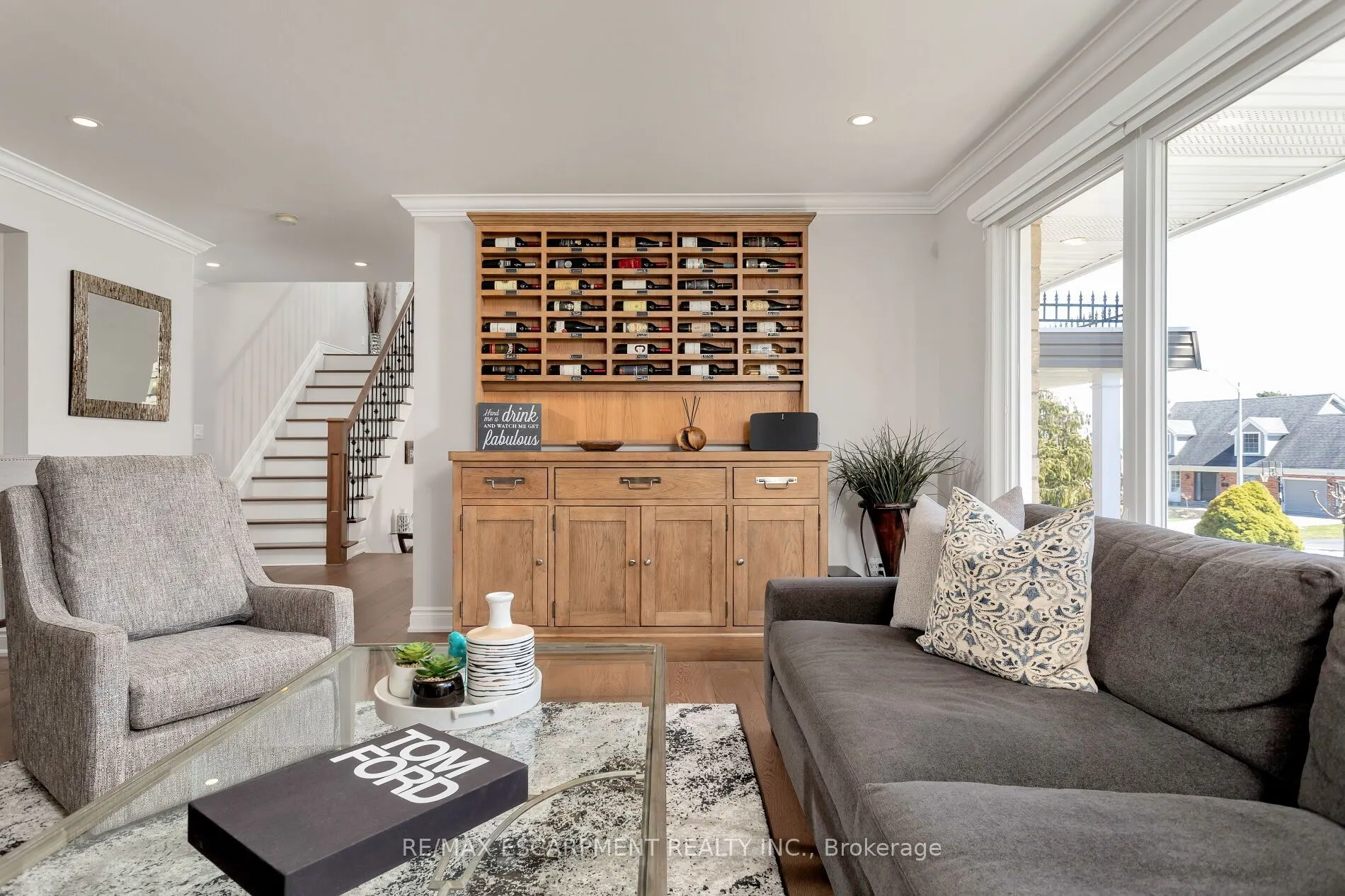 2119 Agincourt Crescent