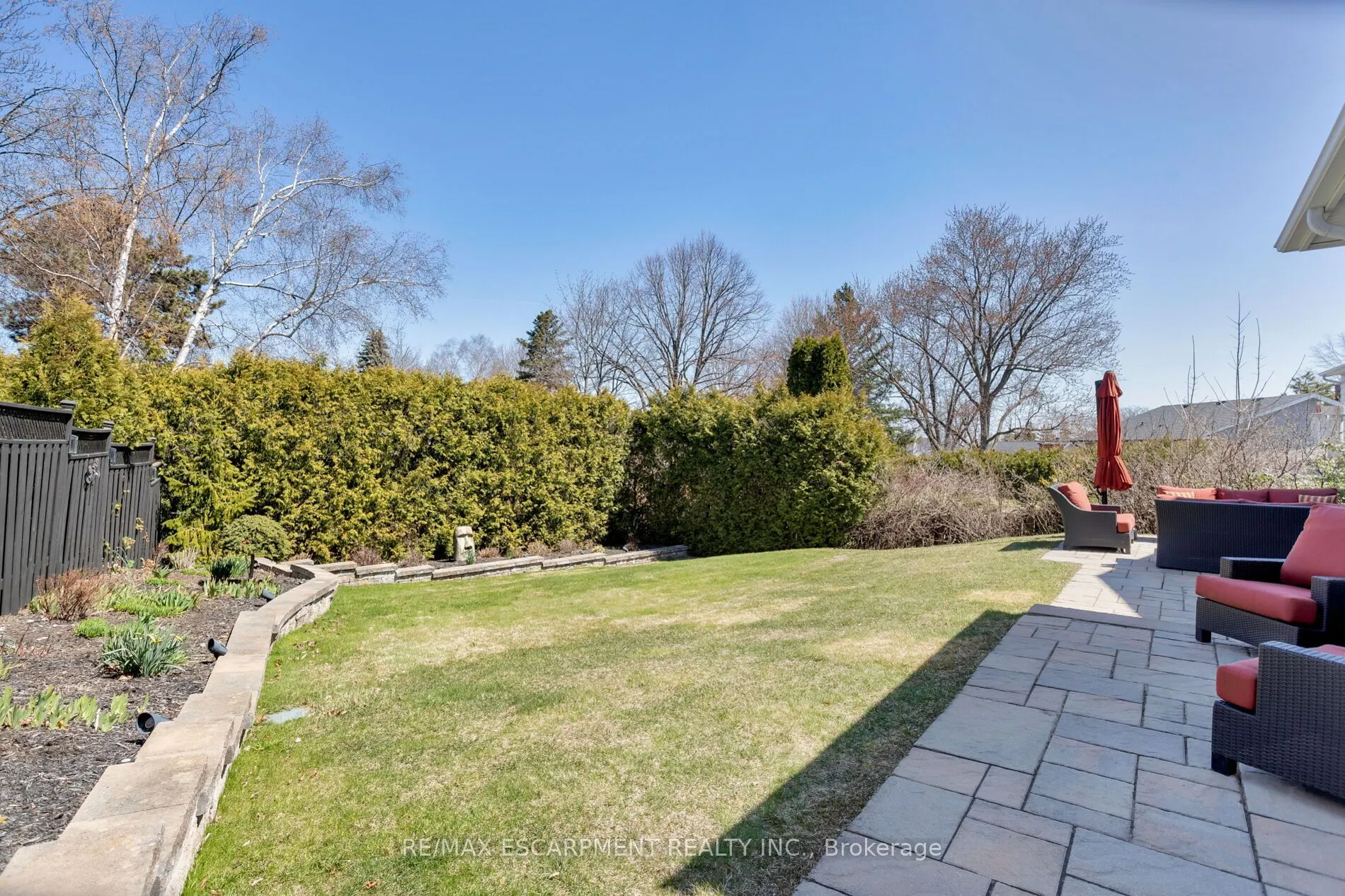 2119 Agincourt Crescent