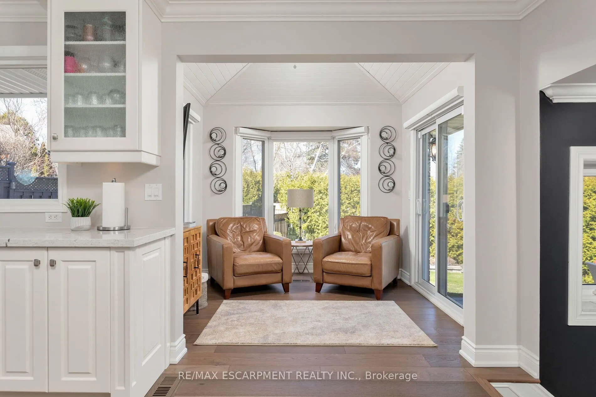 2119 Agincourt Crescent