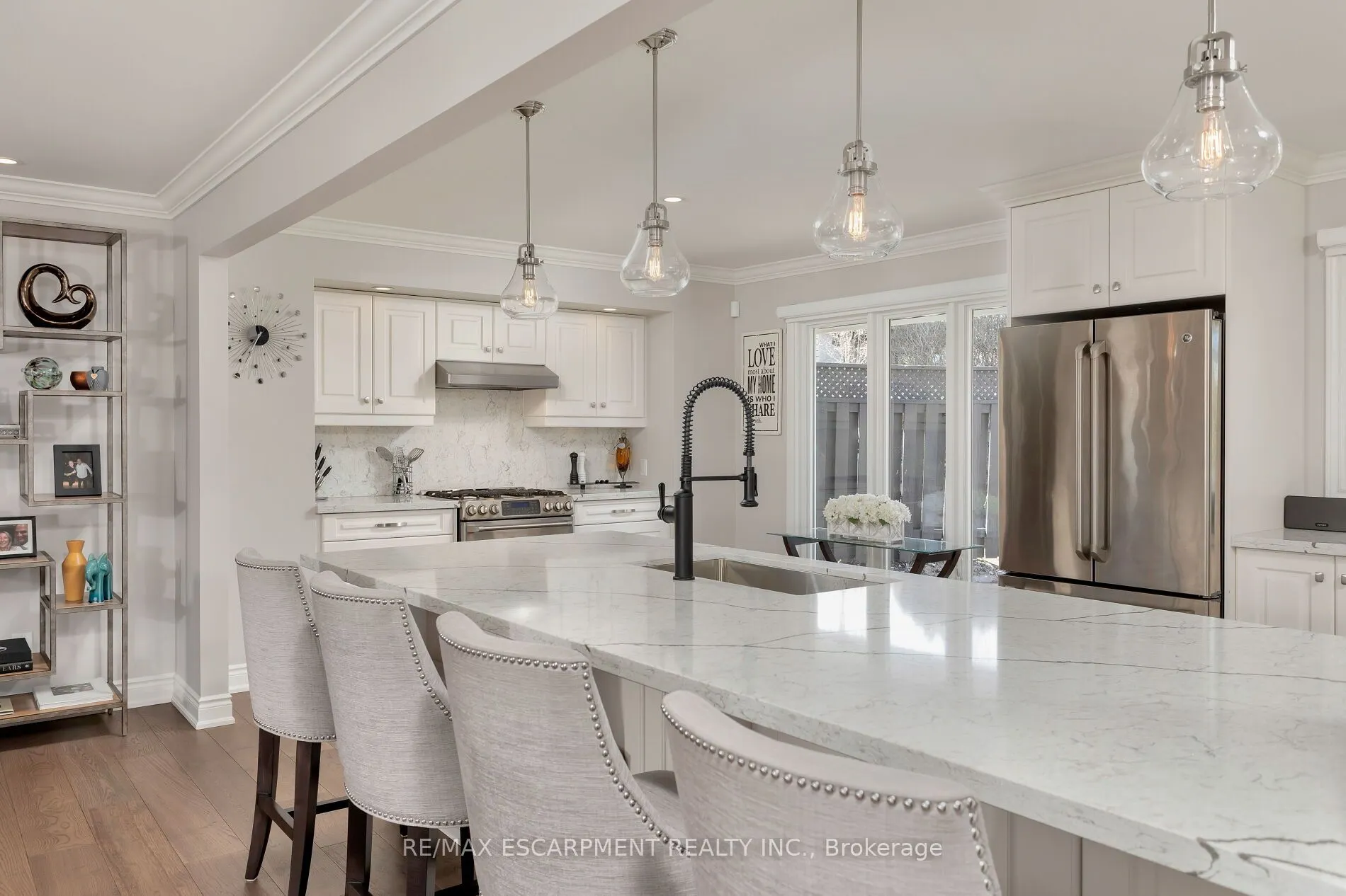 2119 Agincourt Crescent