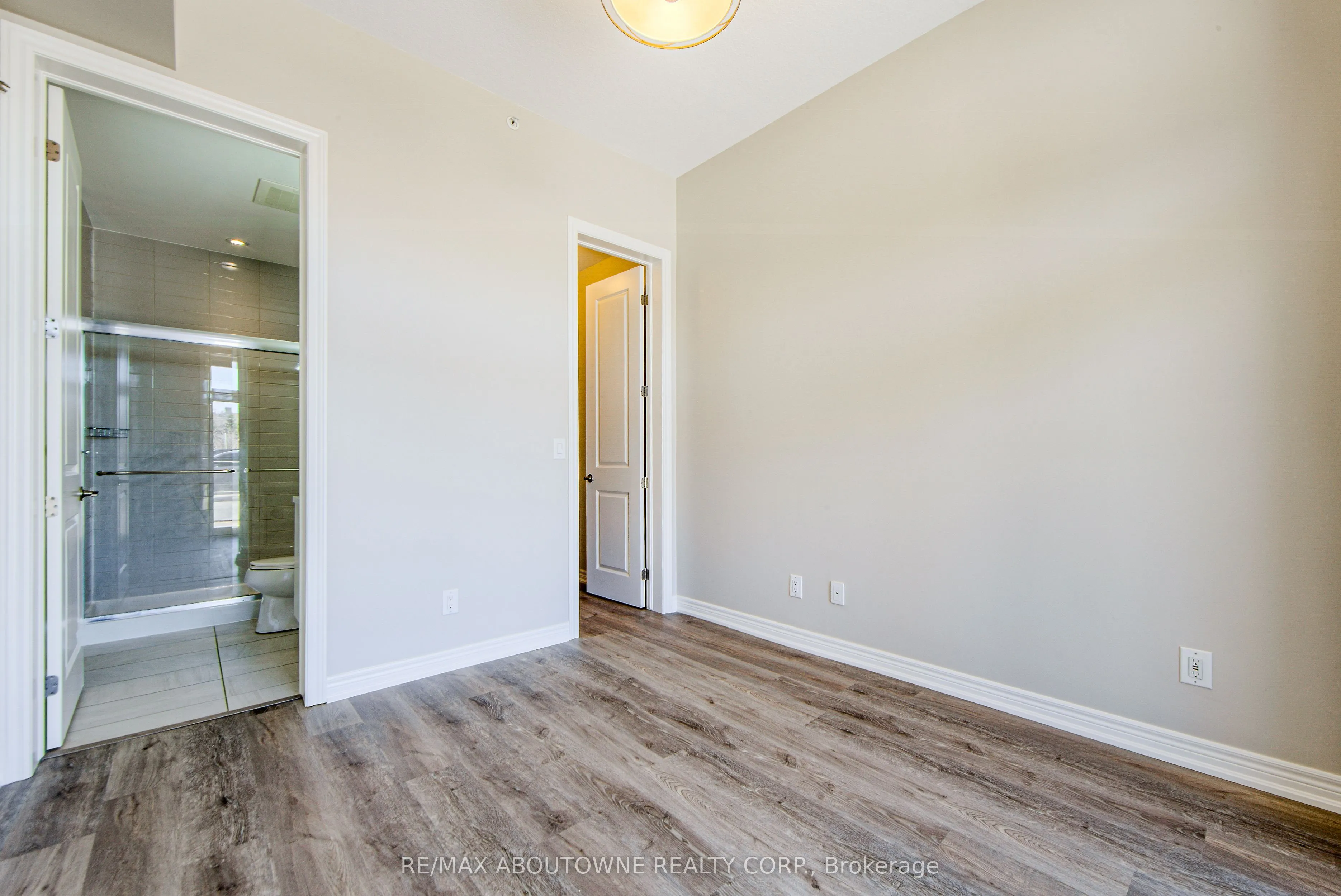 457 Plains Road E, #109