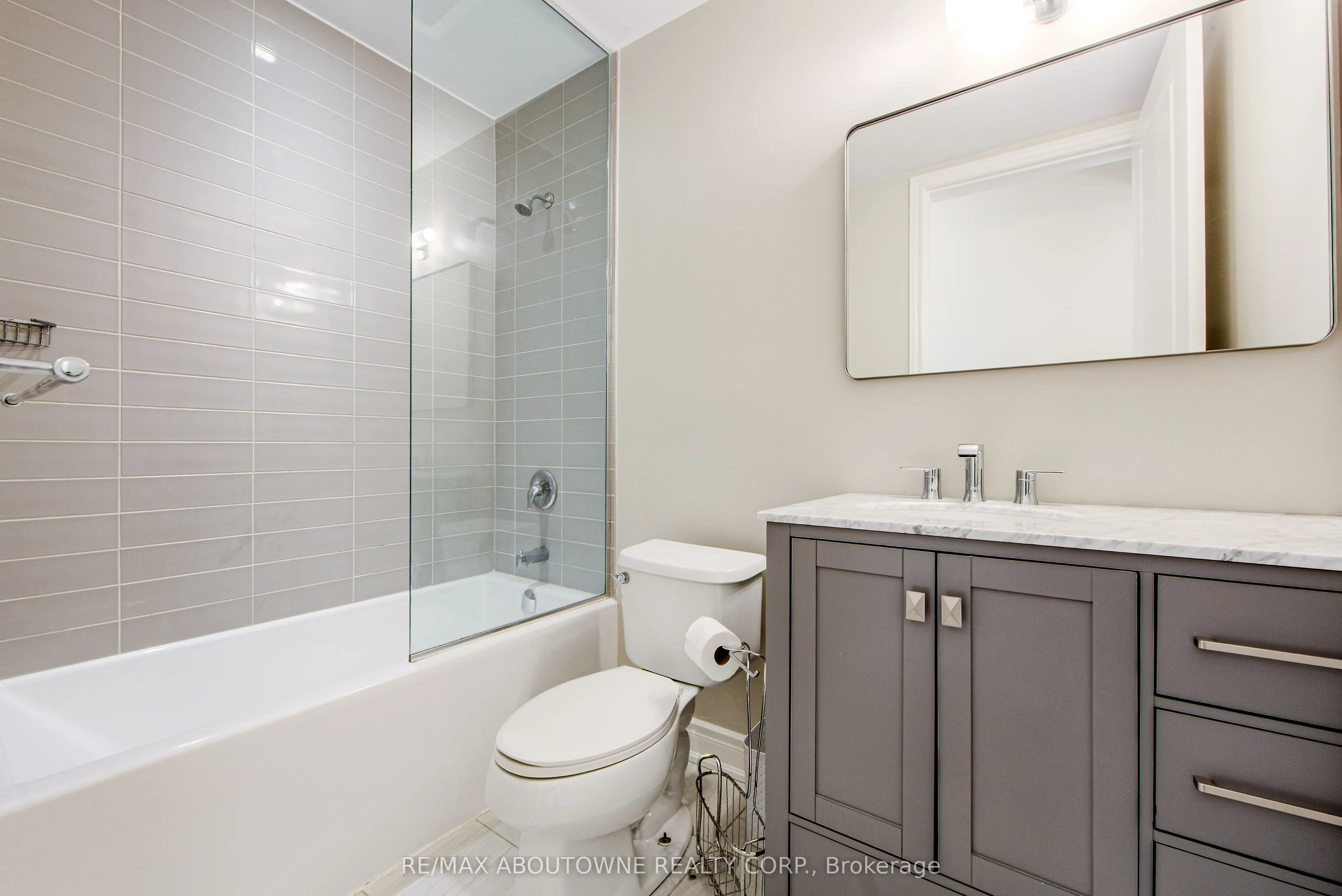 457 Plains Road E, #109