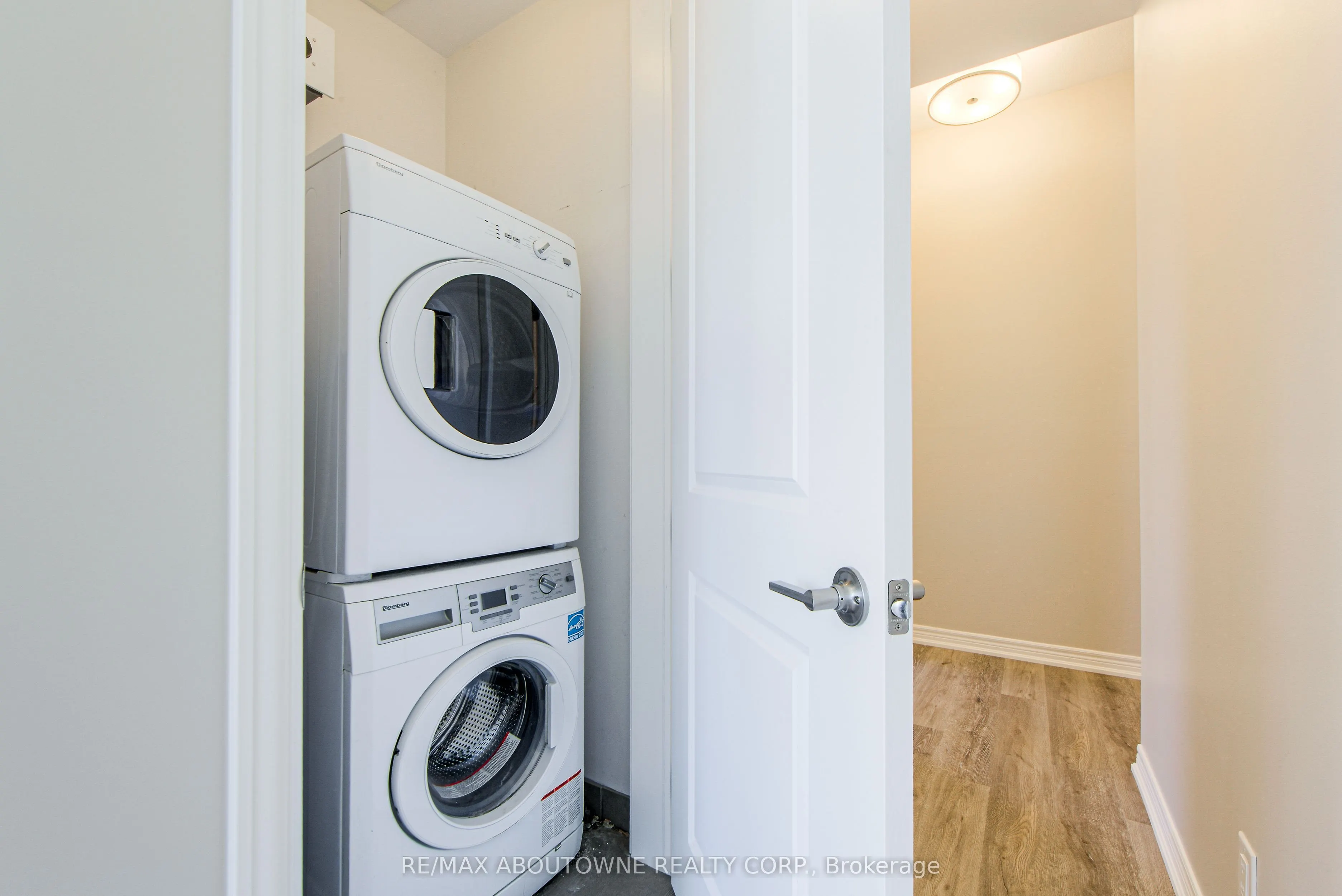 457 Plains Road E, #109