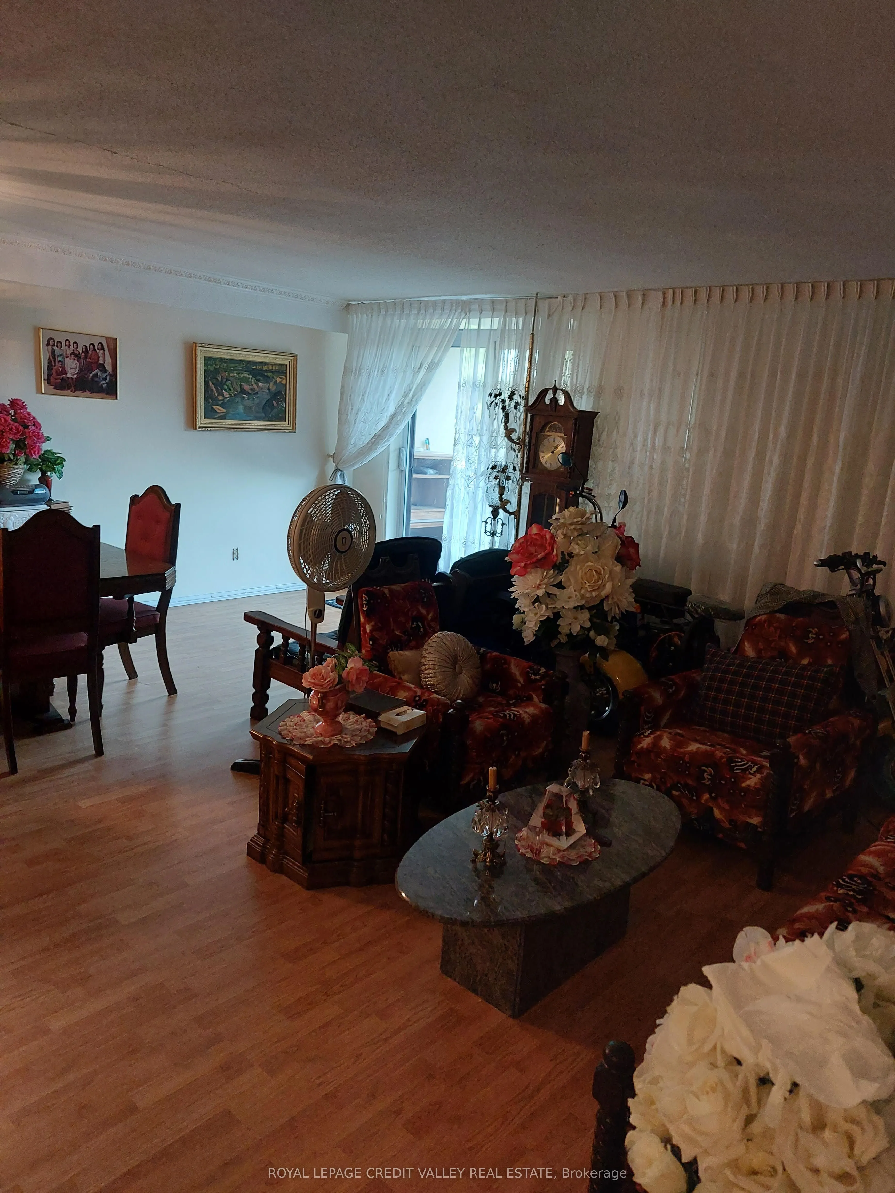 511 The West Mall #207