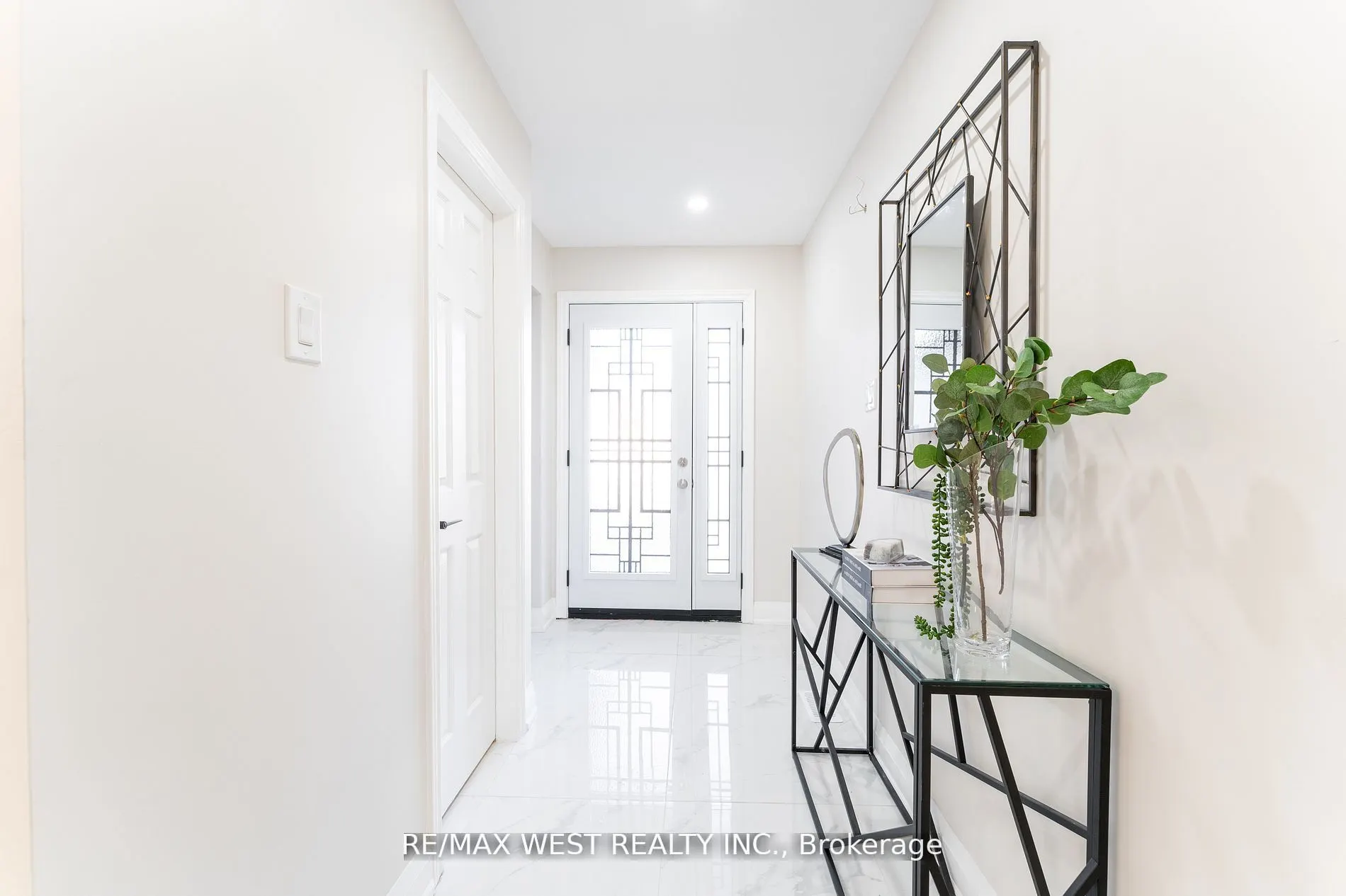 277 Wallenberg Crescent
