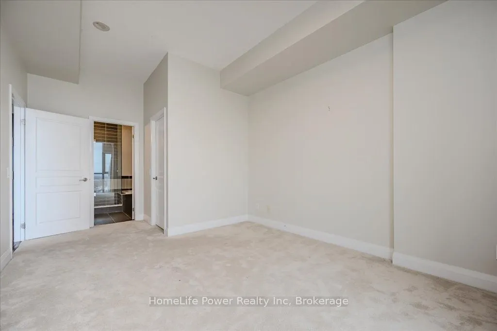 1 Hurontario Street, #2102
