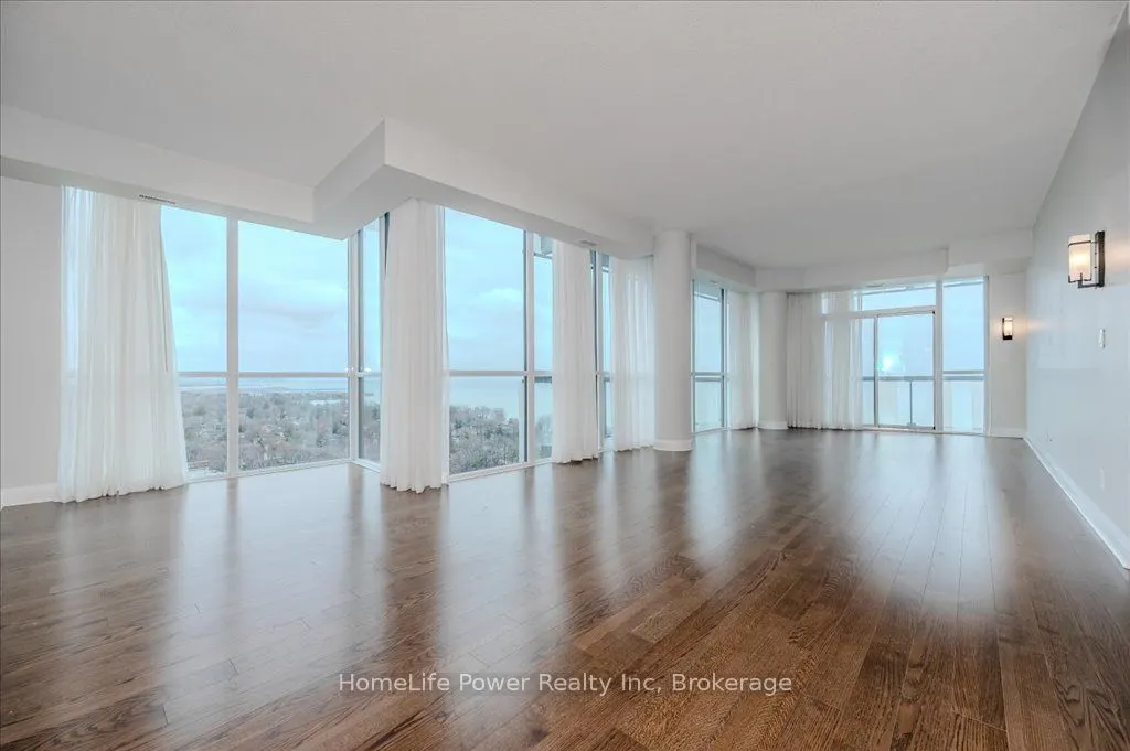 1 Hurontario Street, #2102