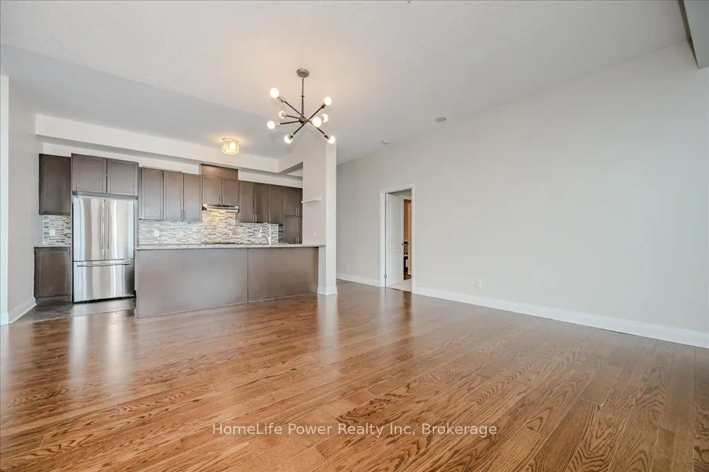1 Hurontario Street, #2102