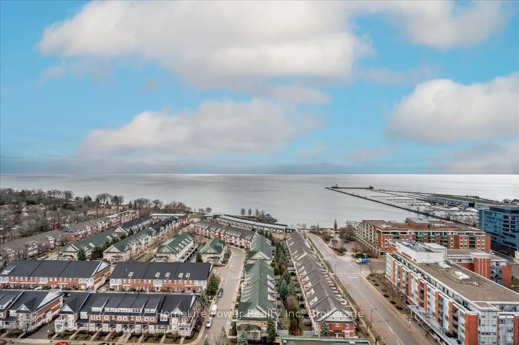 1 Hurontario Street, #2102