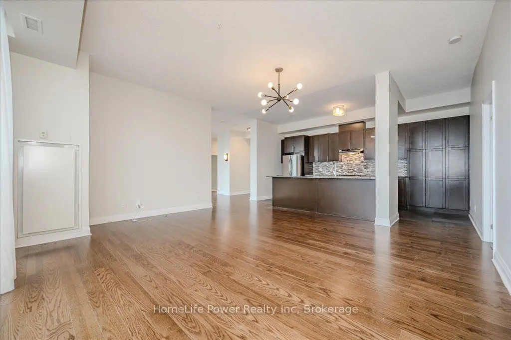 1 Hurontario Street, #2102