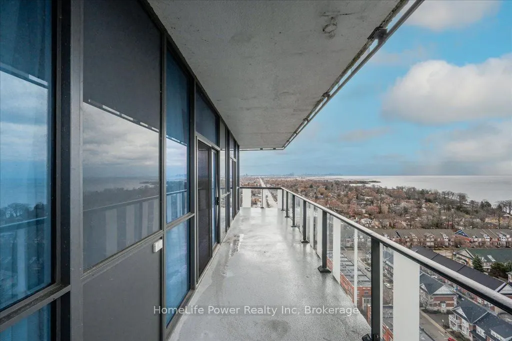 1 Hurontario Street, #2102