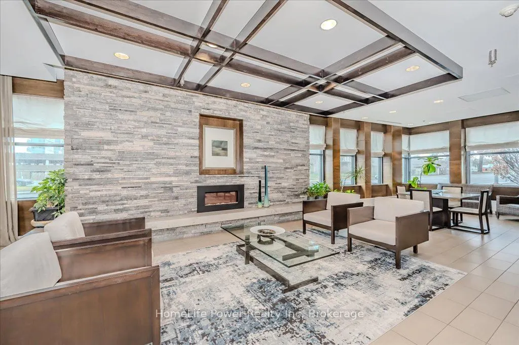1 Hurontario Street, #2102