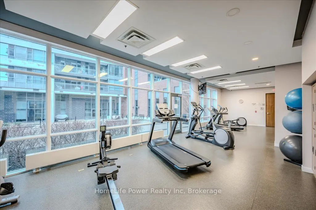 1 Hurontario Street, #2102