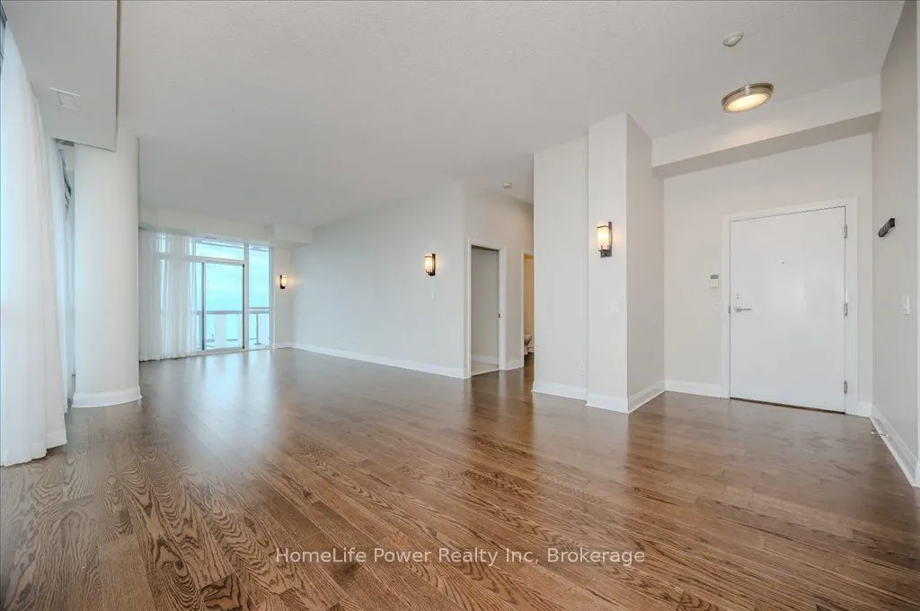 1 Hurontario Street, #2102