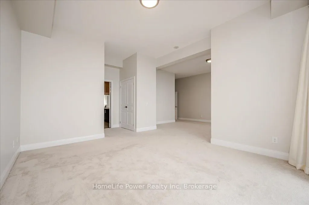1 Hurontario Street, #2102