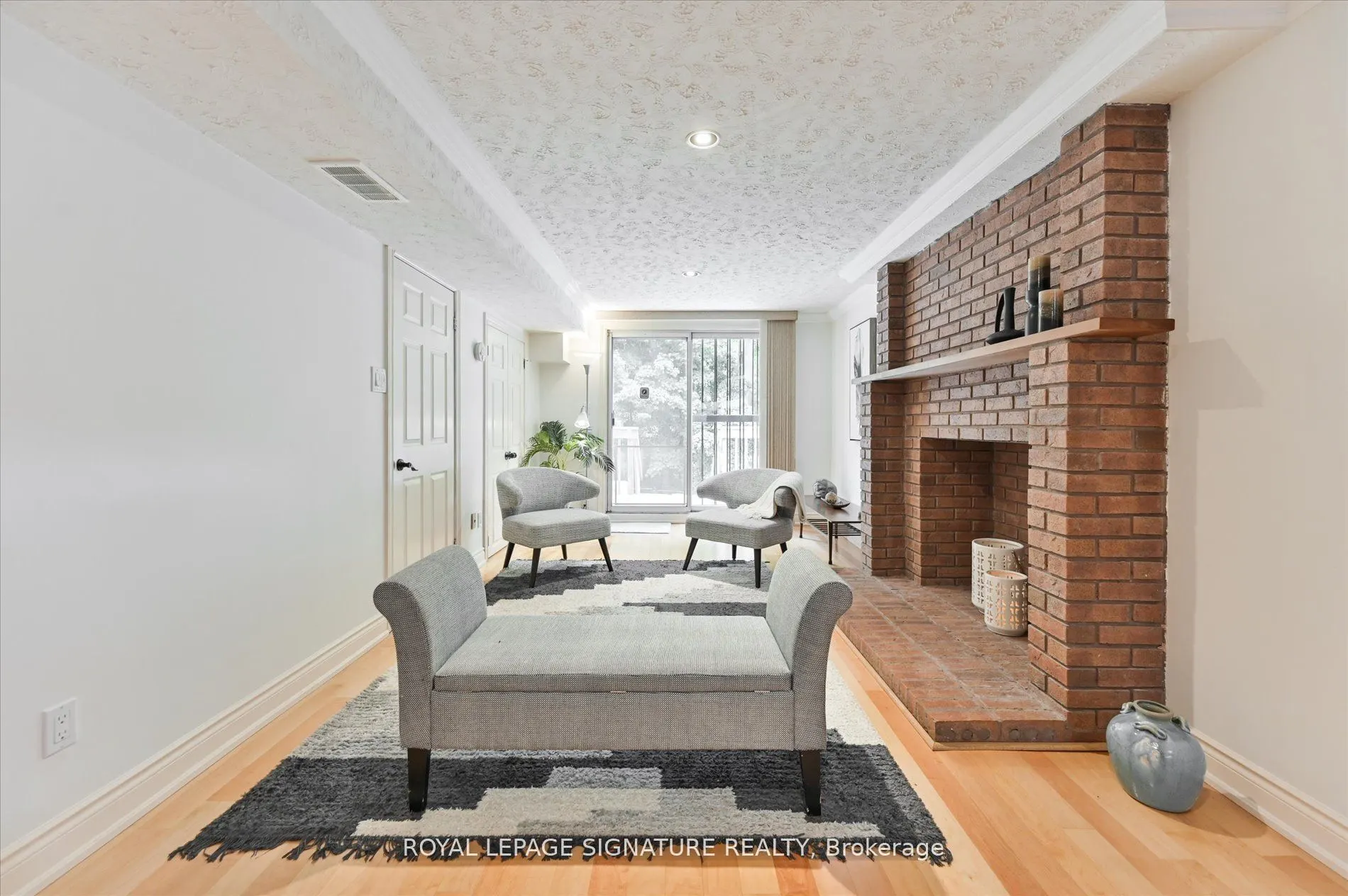 3417 Sanderling Crescent