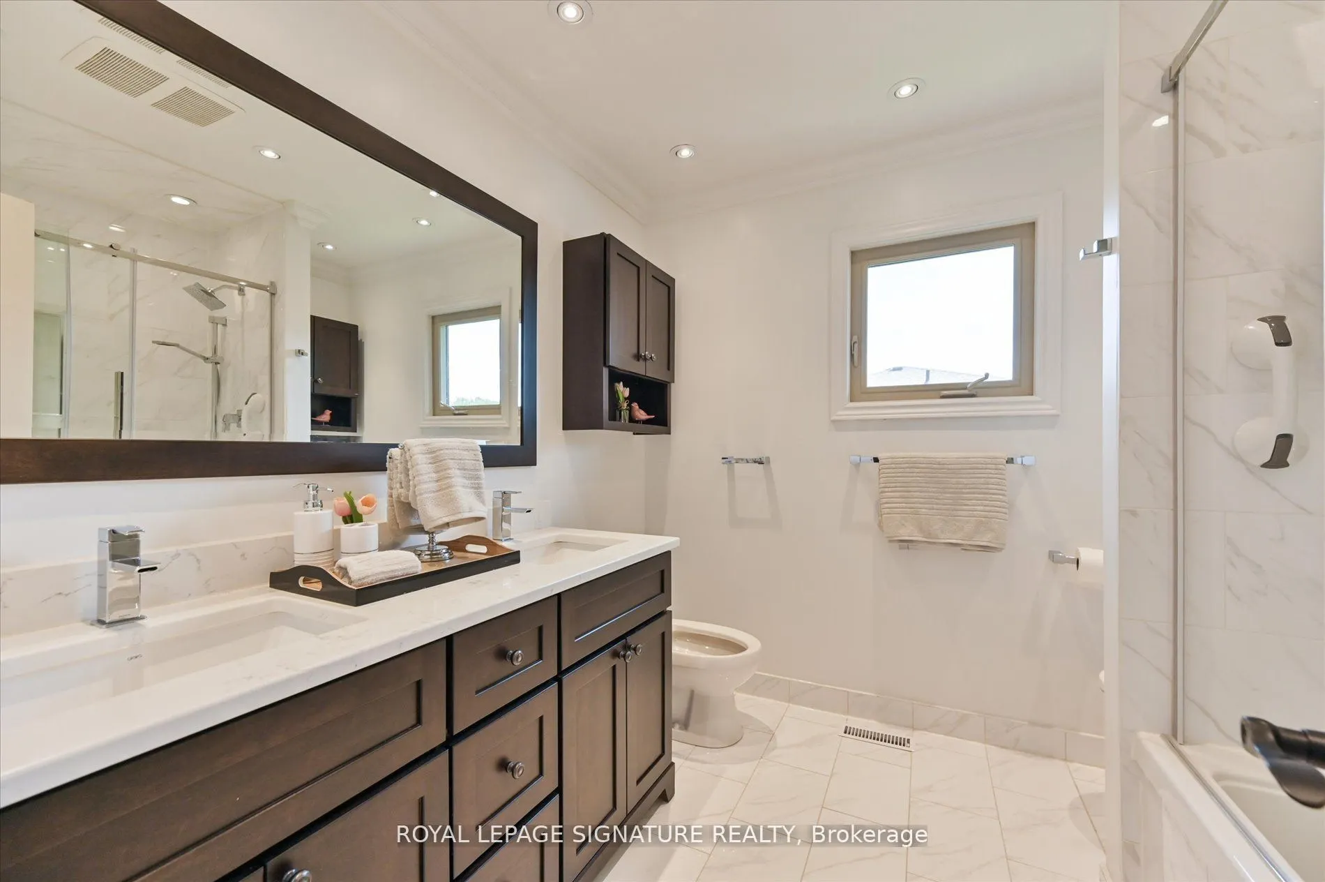 3417 Sanderling Crescent