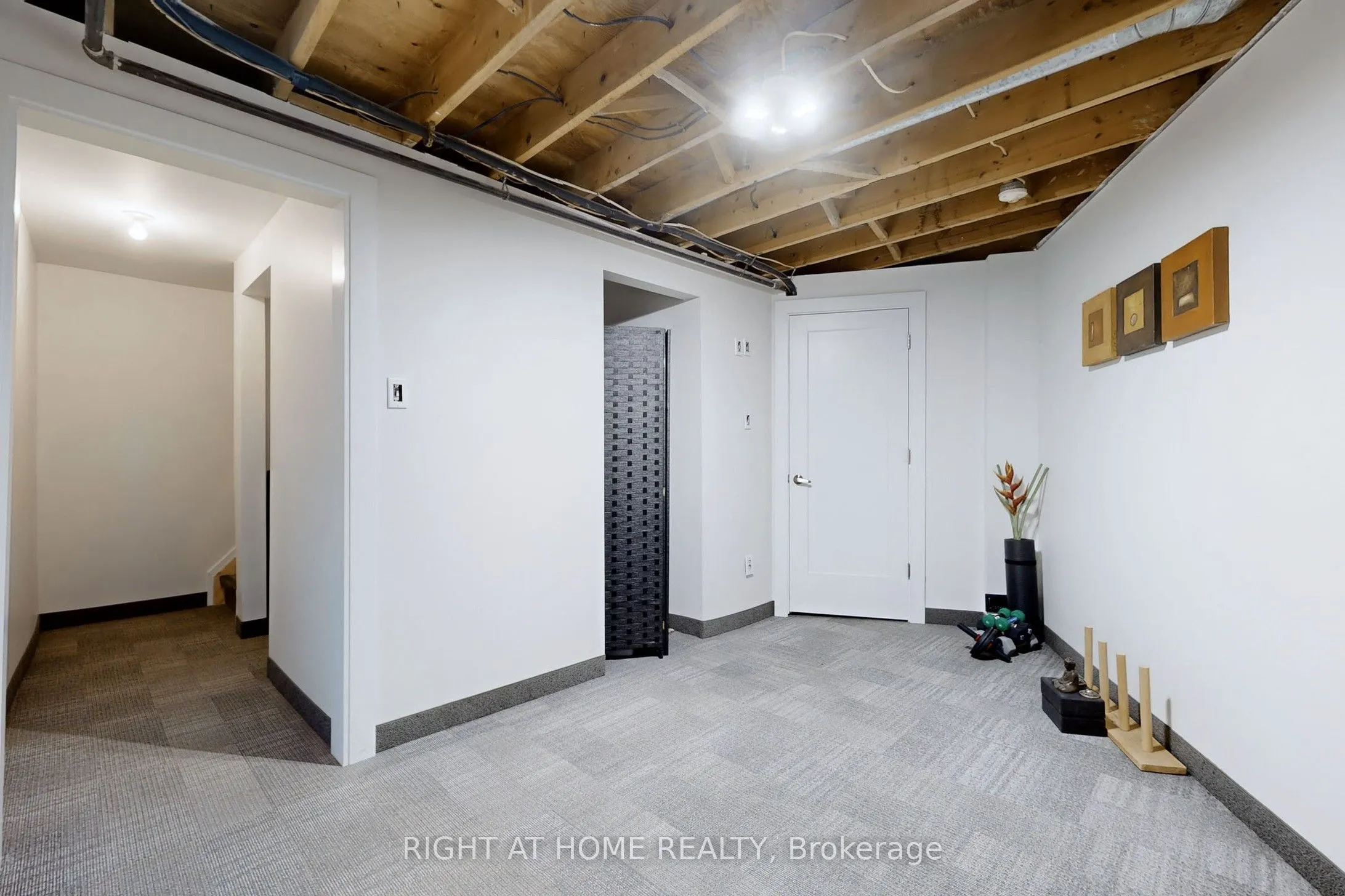 400 Bloor Street, #6