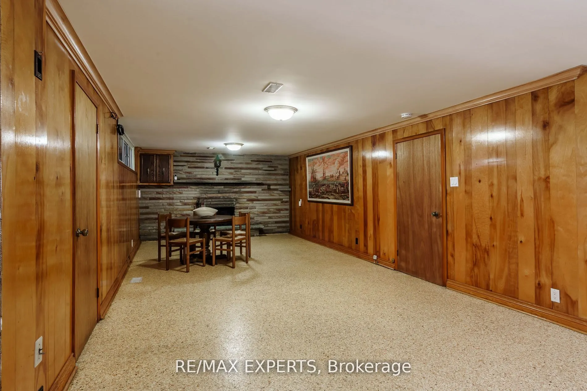 1 Creston Road