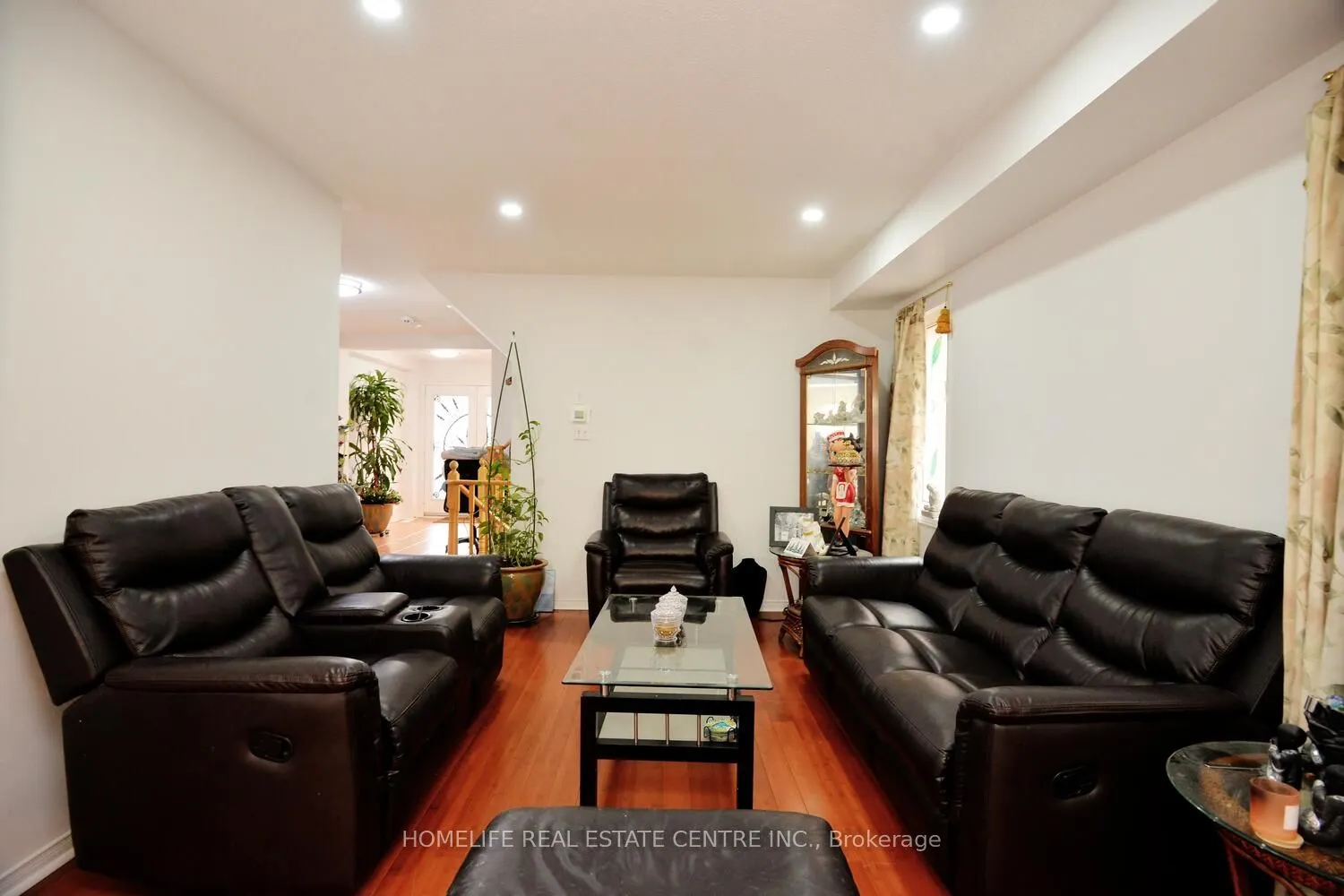 19 Briardale Road