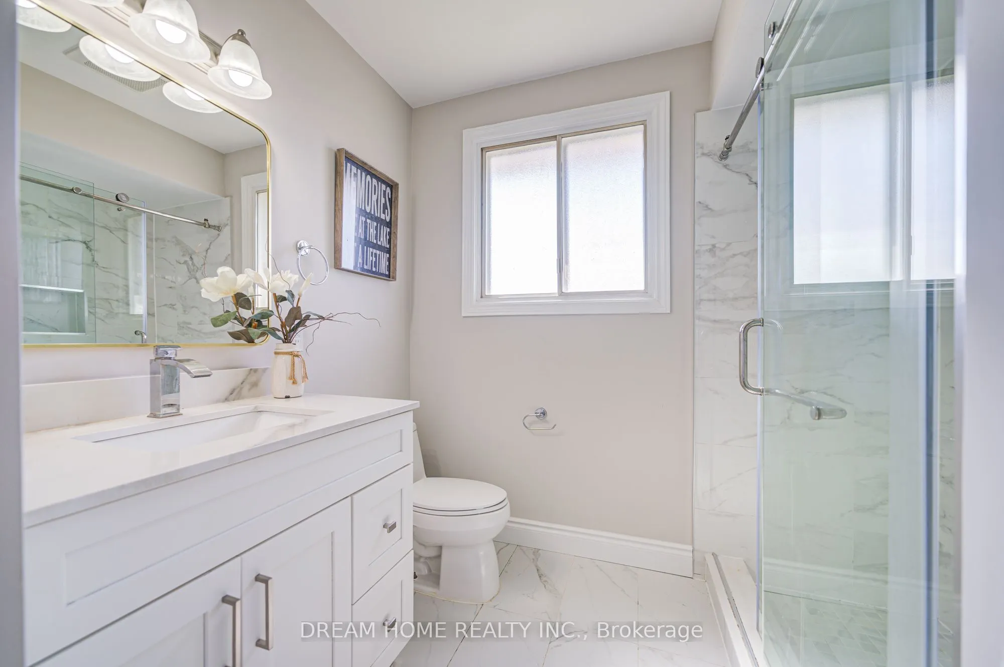 1323 Shamir Crescent