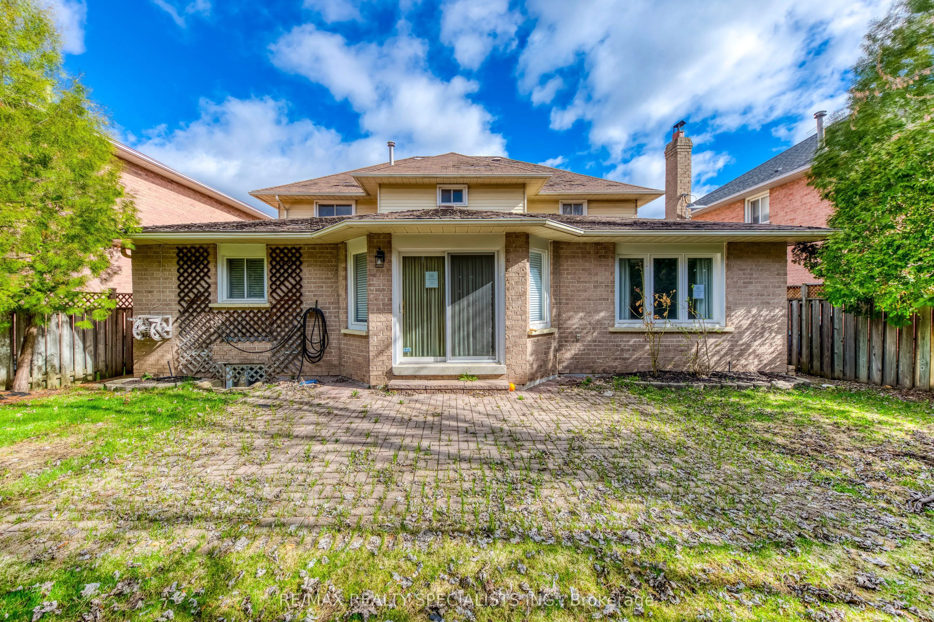 102 Sunforest Drive