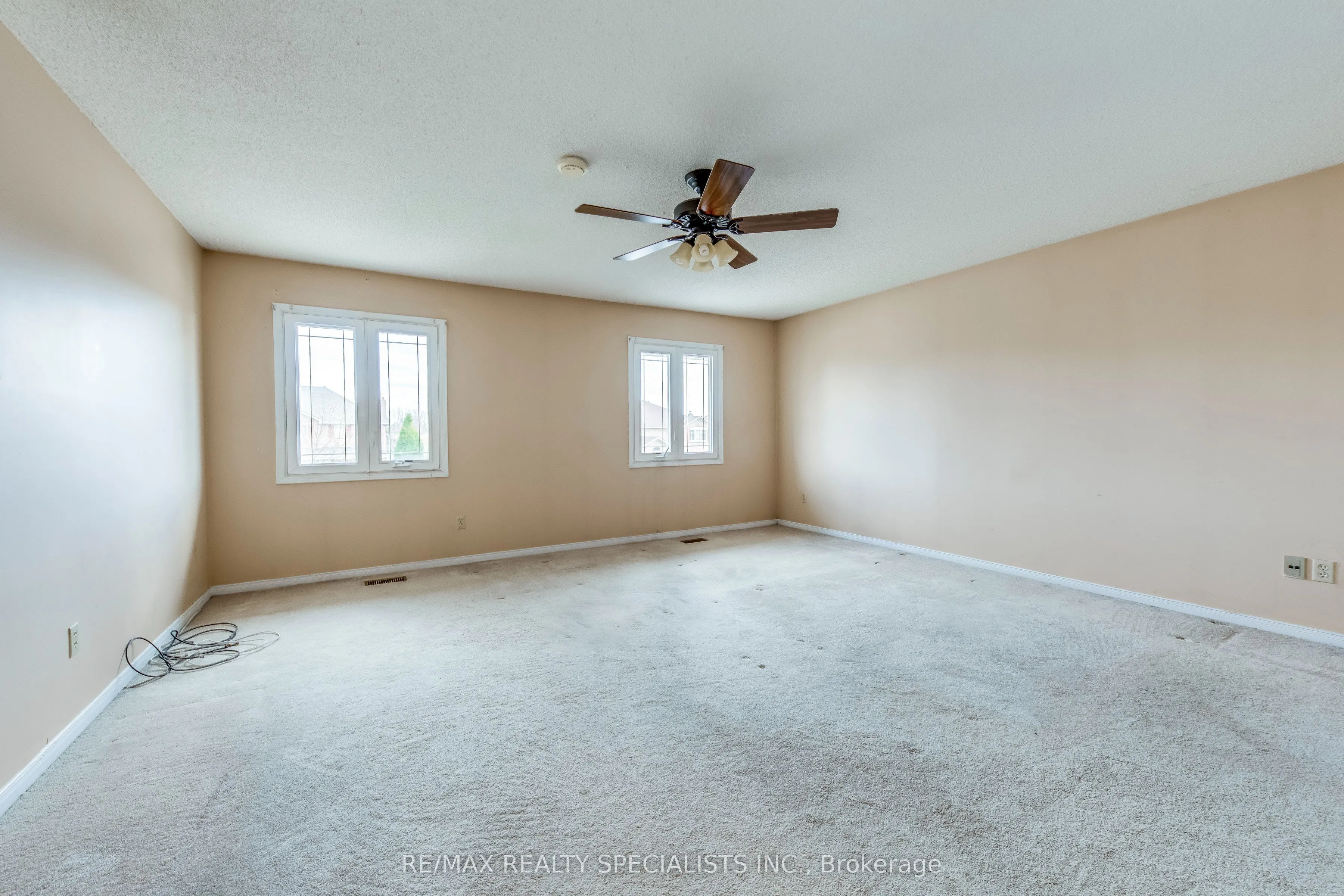 102 Sunforest Drive