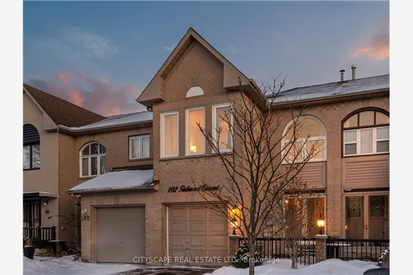 102 Richwood Crescent