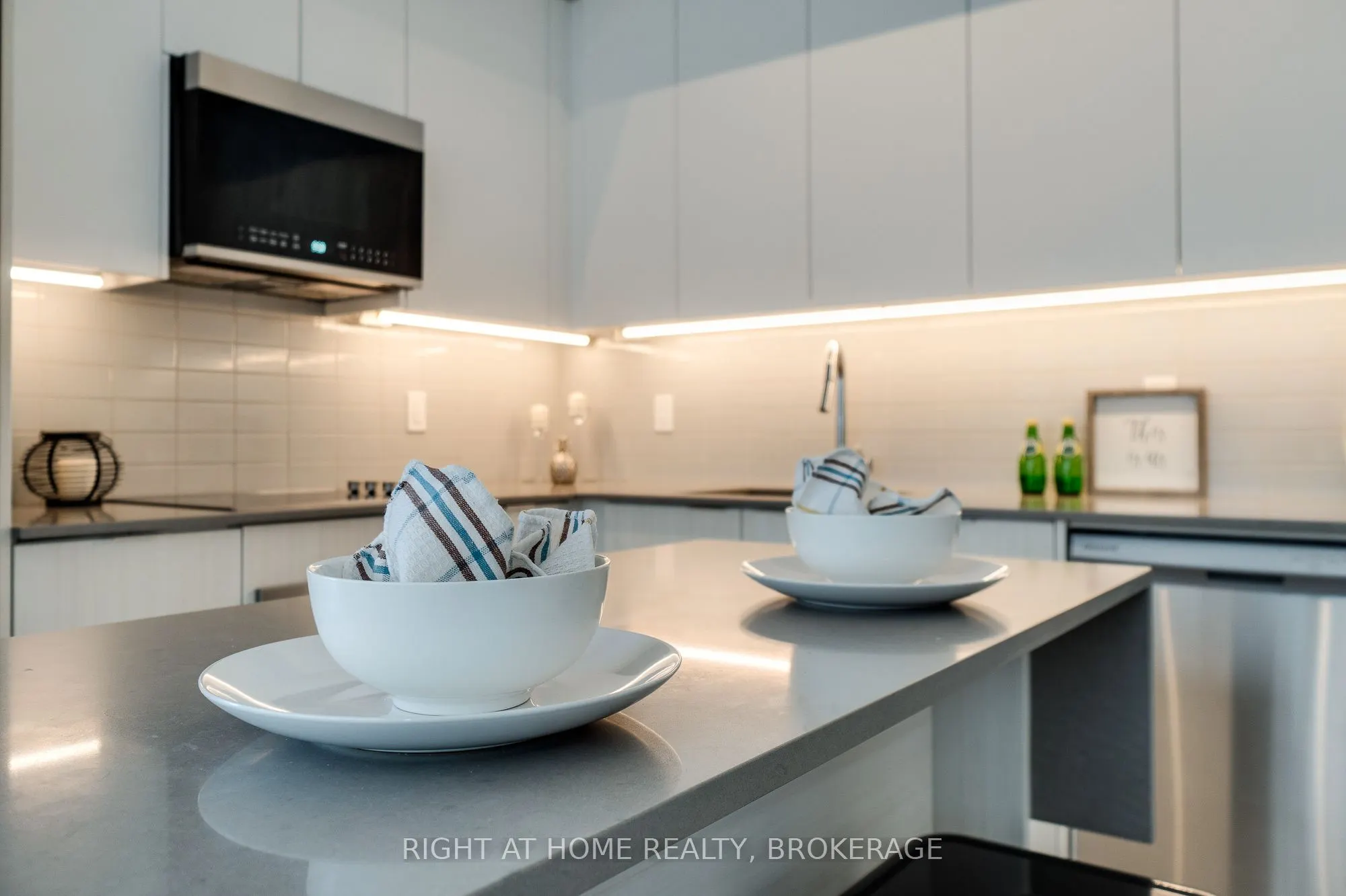 2485 Taunton Road, #345