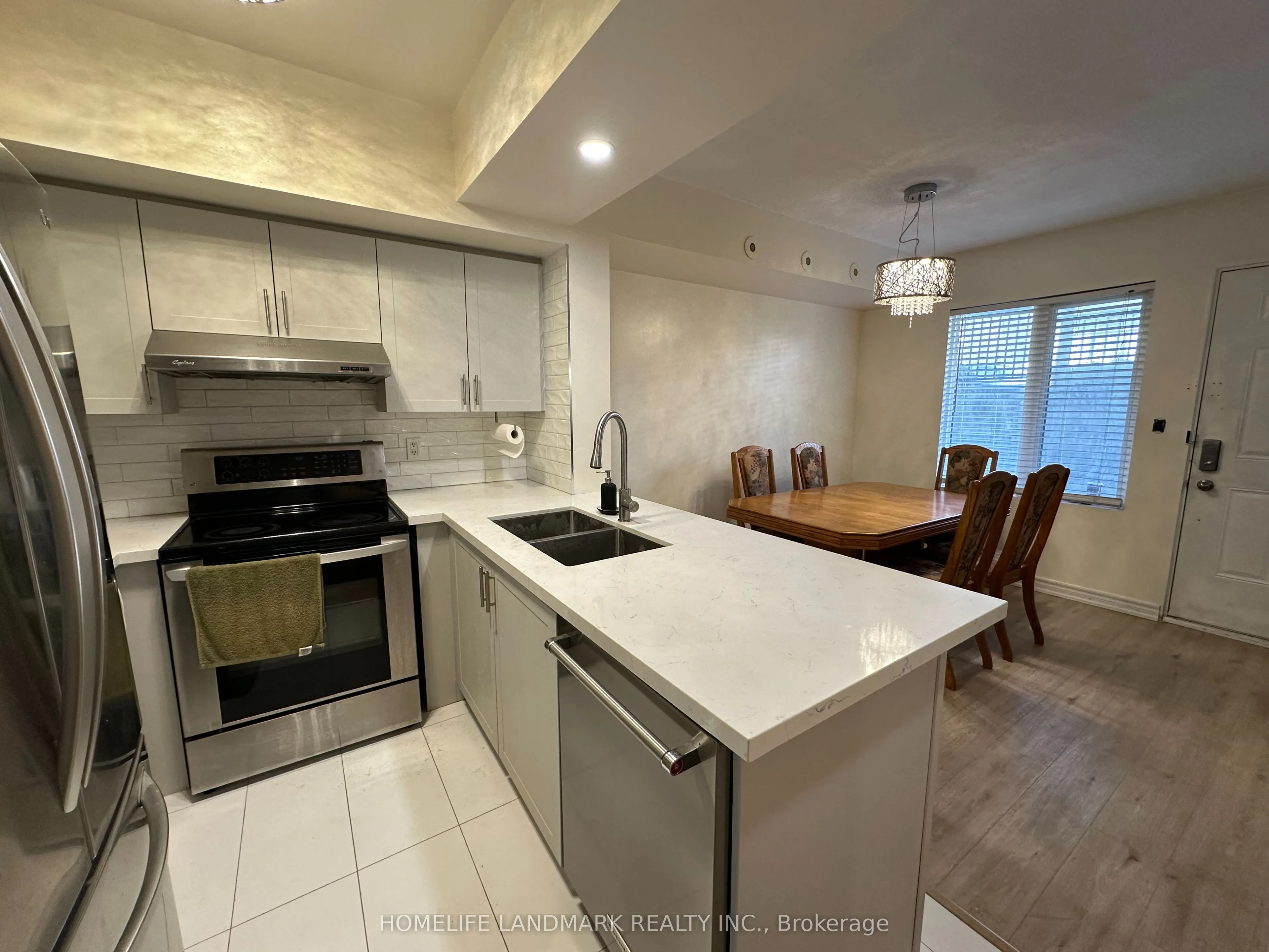 3043 Finch Avenue W, #1014